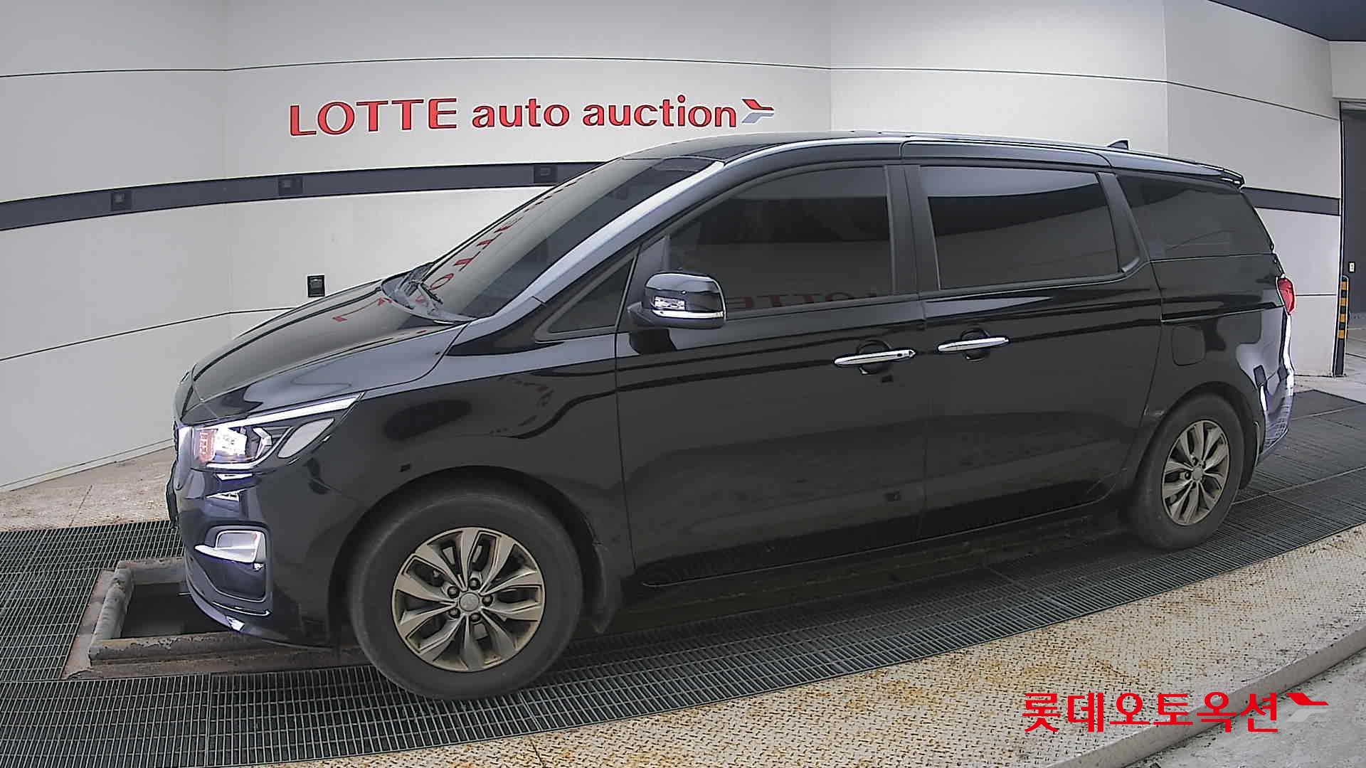 Kia Carnival id 3822947 из Кореи 12