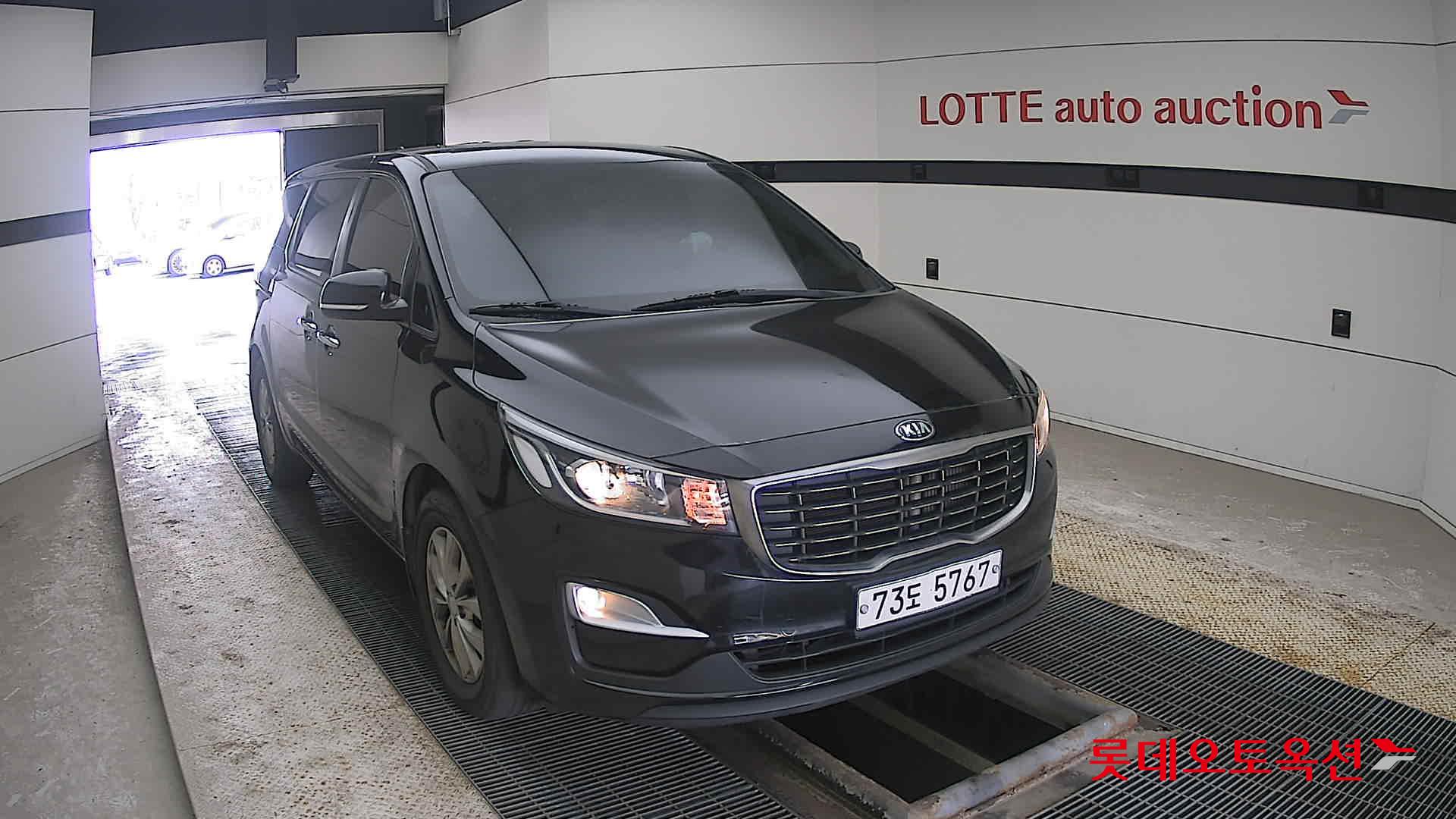 Kia Carnival id 3822947 из Кореи 15