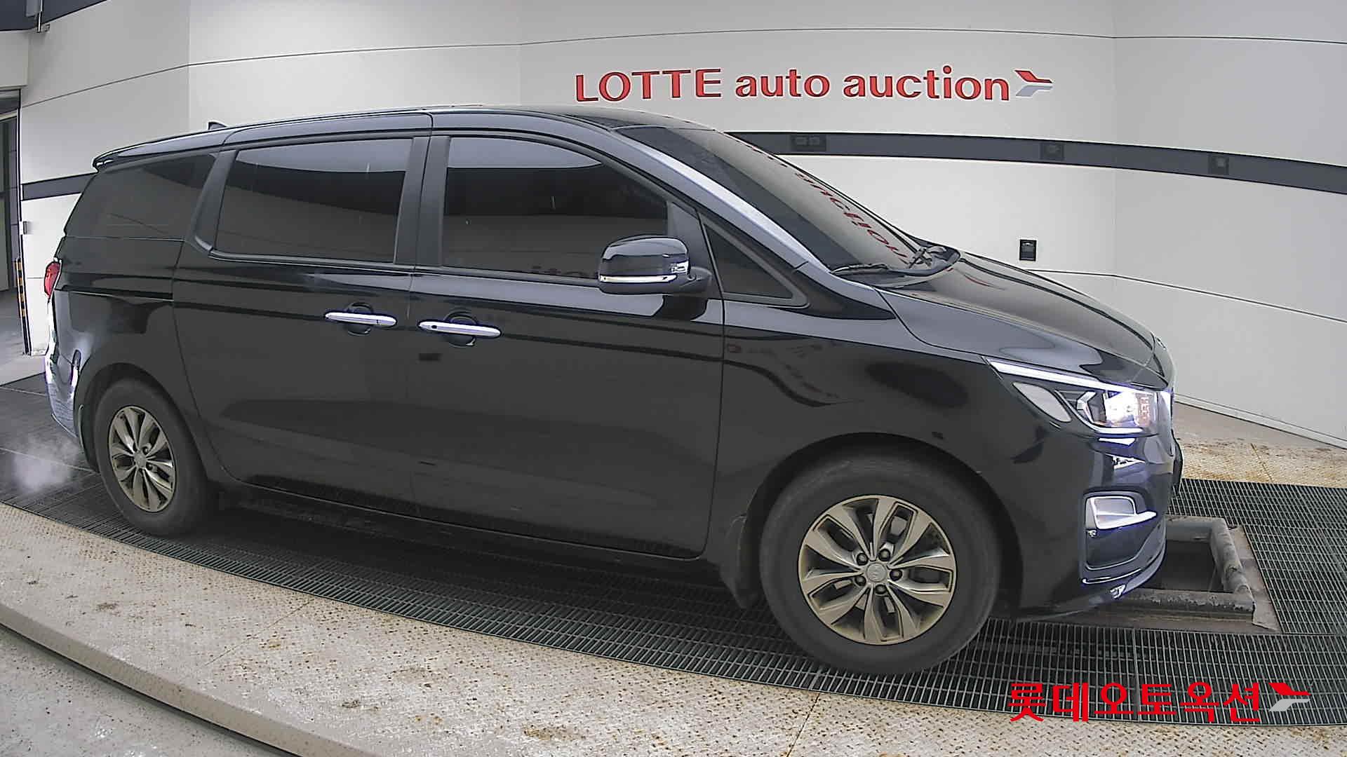 Kia Carnival id 3822947 из Кореи 17