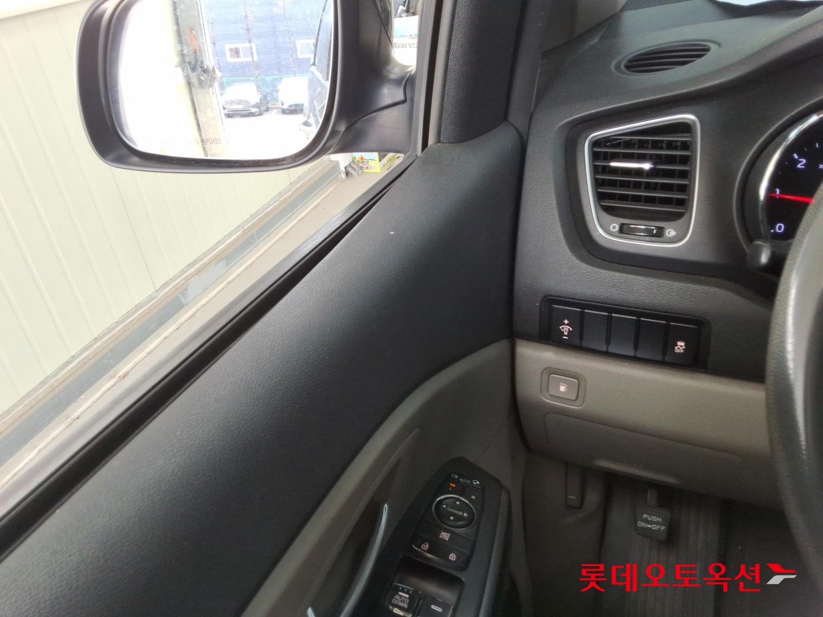 Kia Carnival id 3822947 из Кореи 28