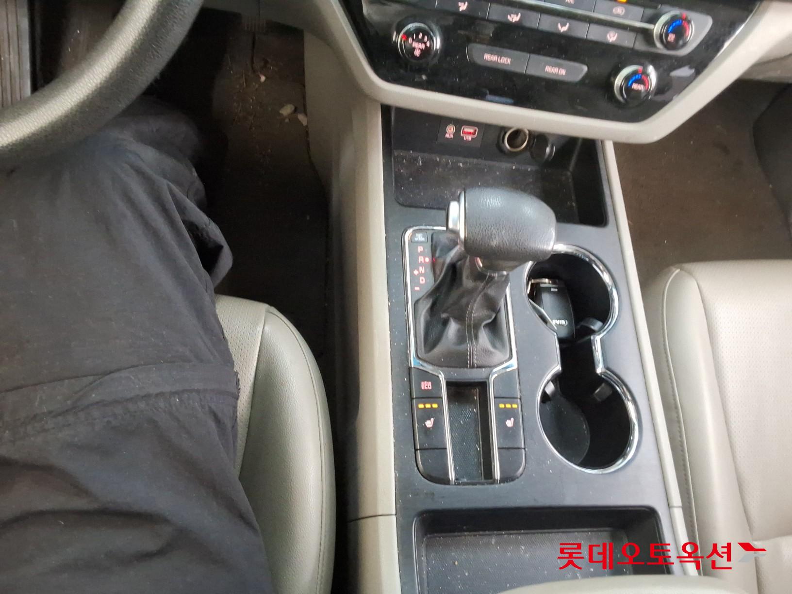 Kia Carnival id 3822947 из Кореи 31