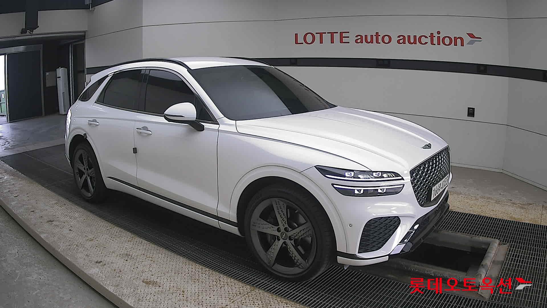 جينسس جي في 70