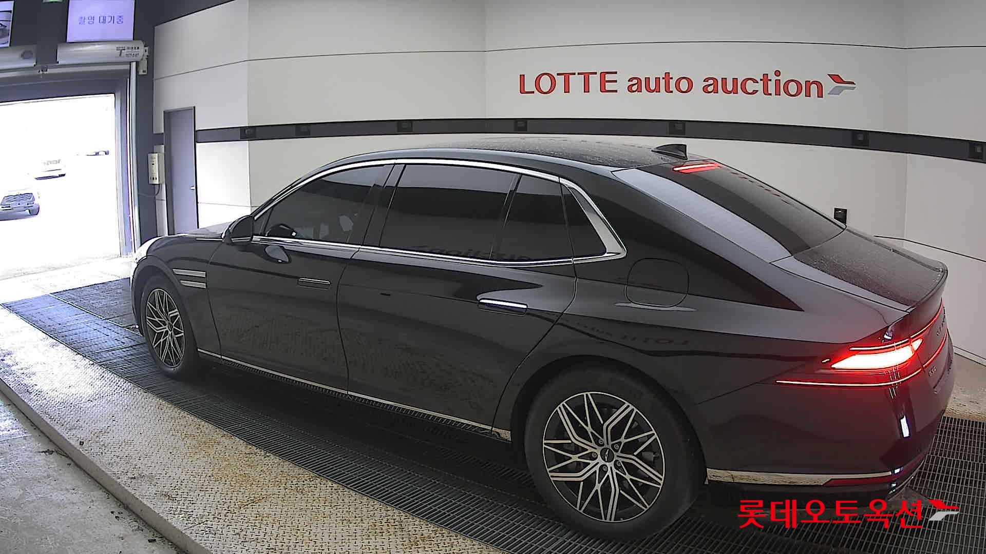 Hyundai G90 id 3822858 из Кореи 10