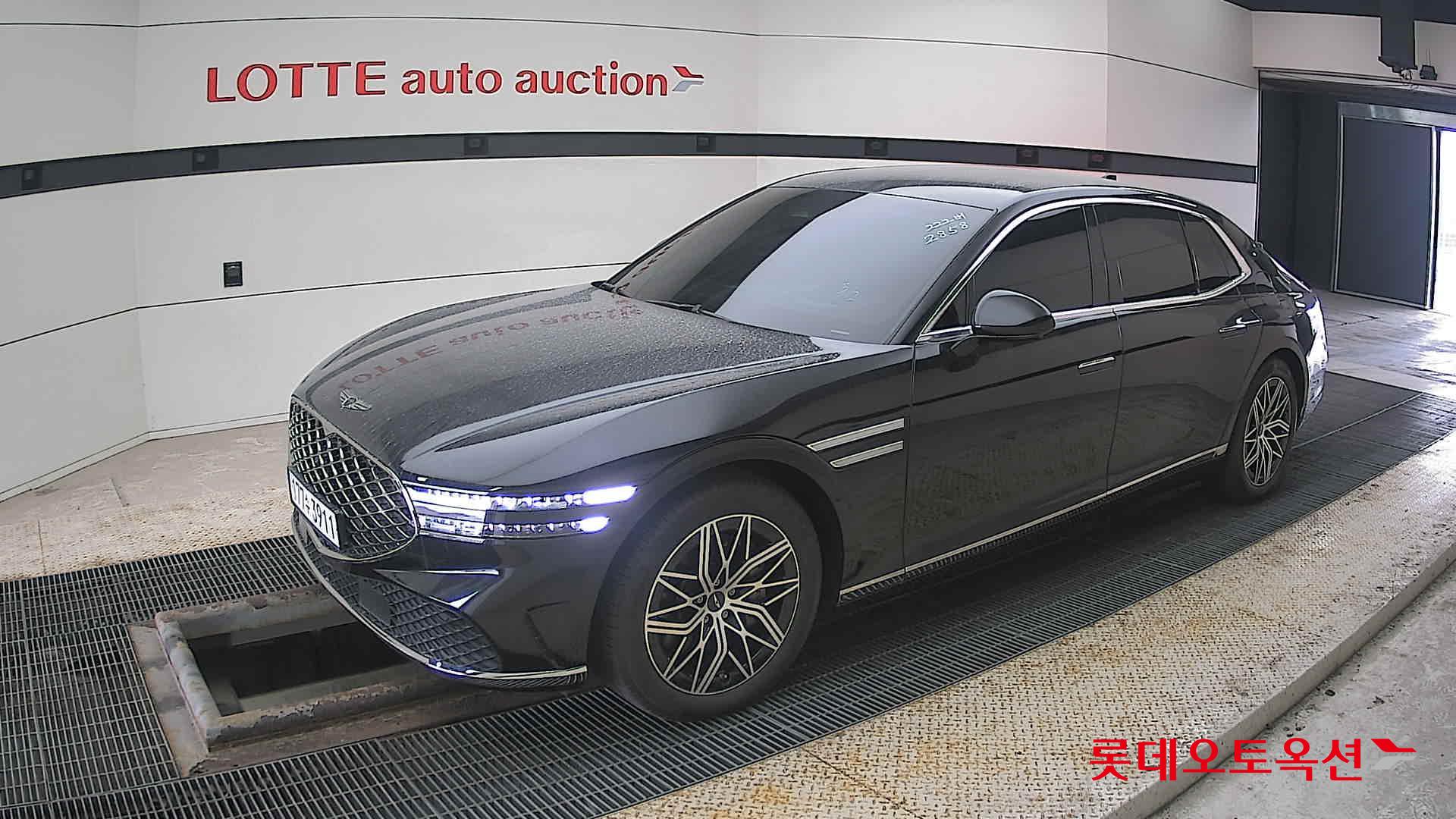 Hyundai G90 id 3822858 из Кореи 13