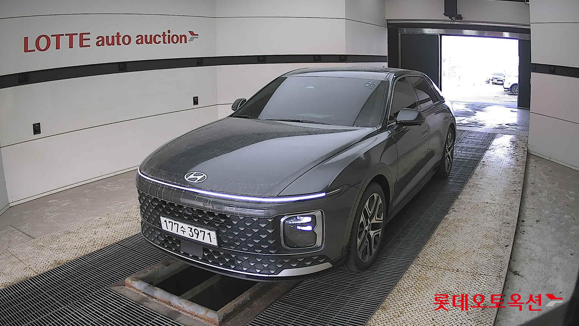 هيونداي أزيرا