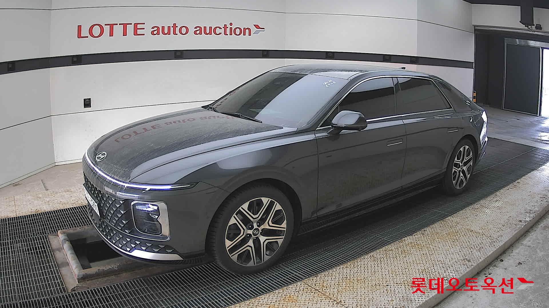 هيونداي أزيرا