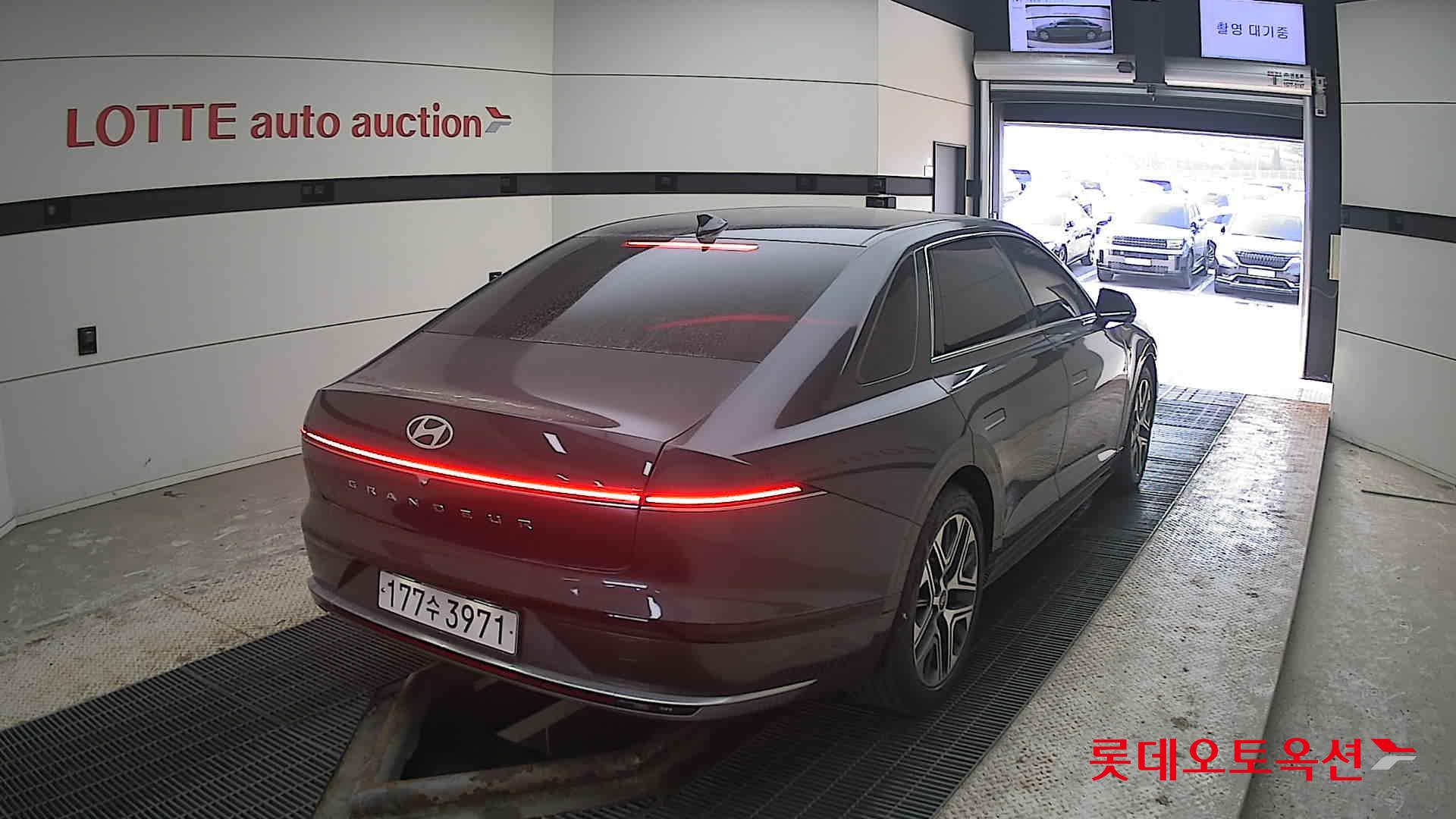 هيونداي أزيرا