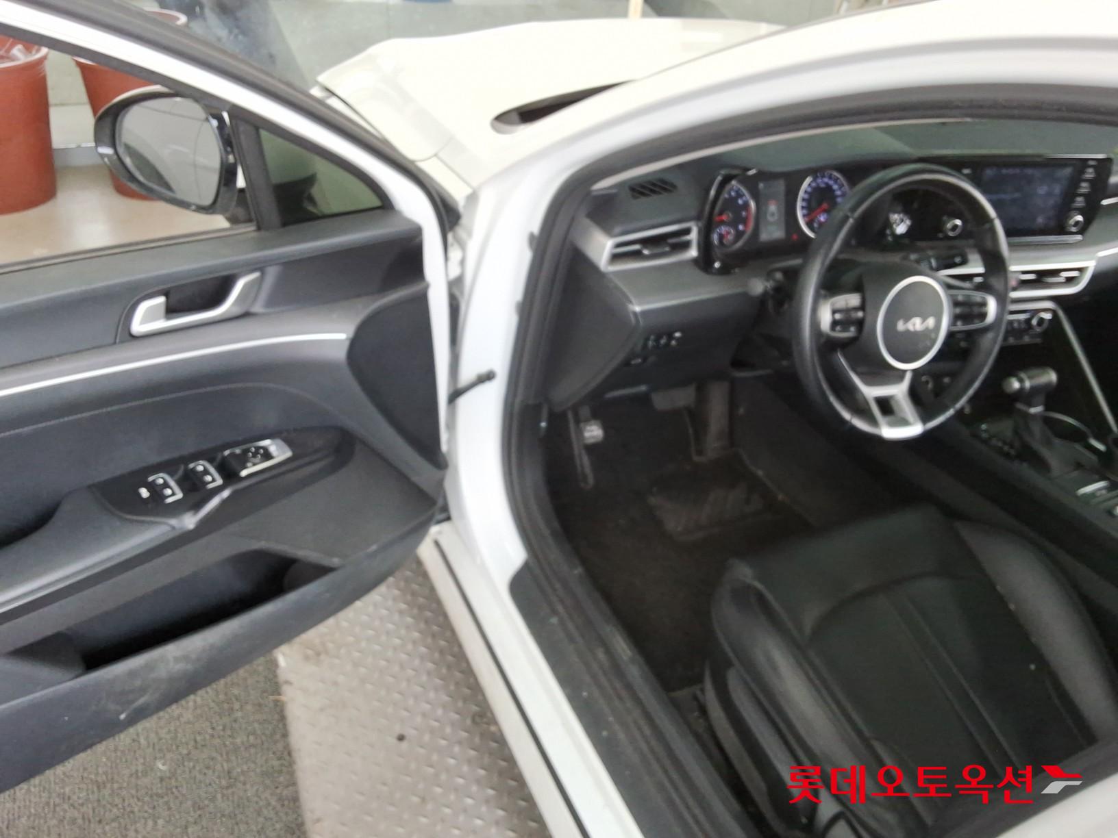 Kia K5 id 3836969 из Кореи 36