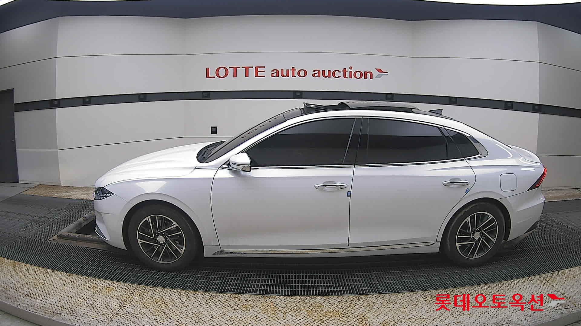 هيونداي أزيرا