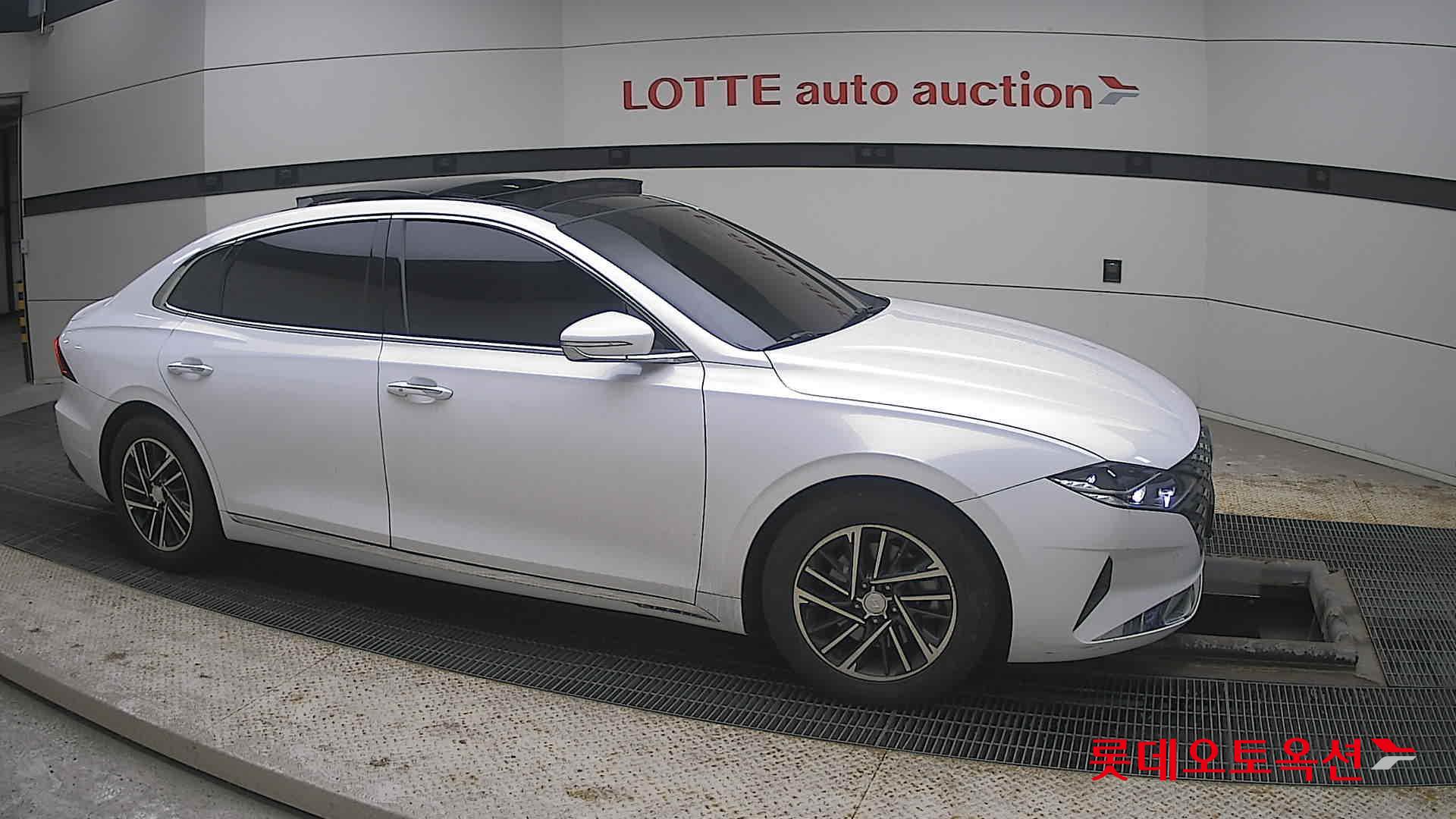 هيونداي أزيرا