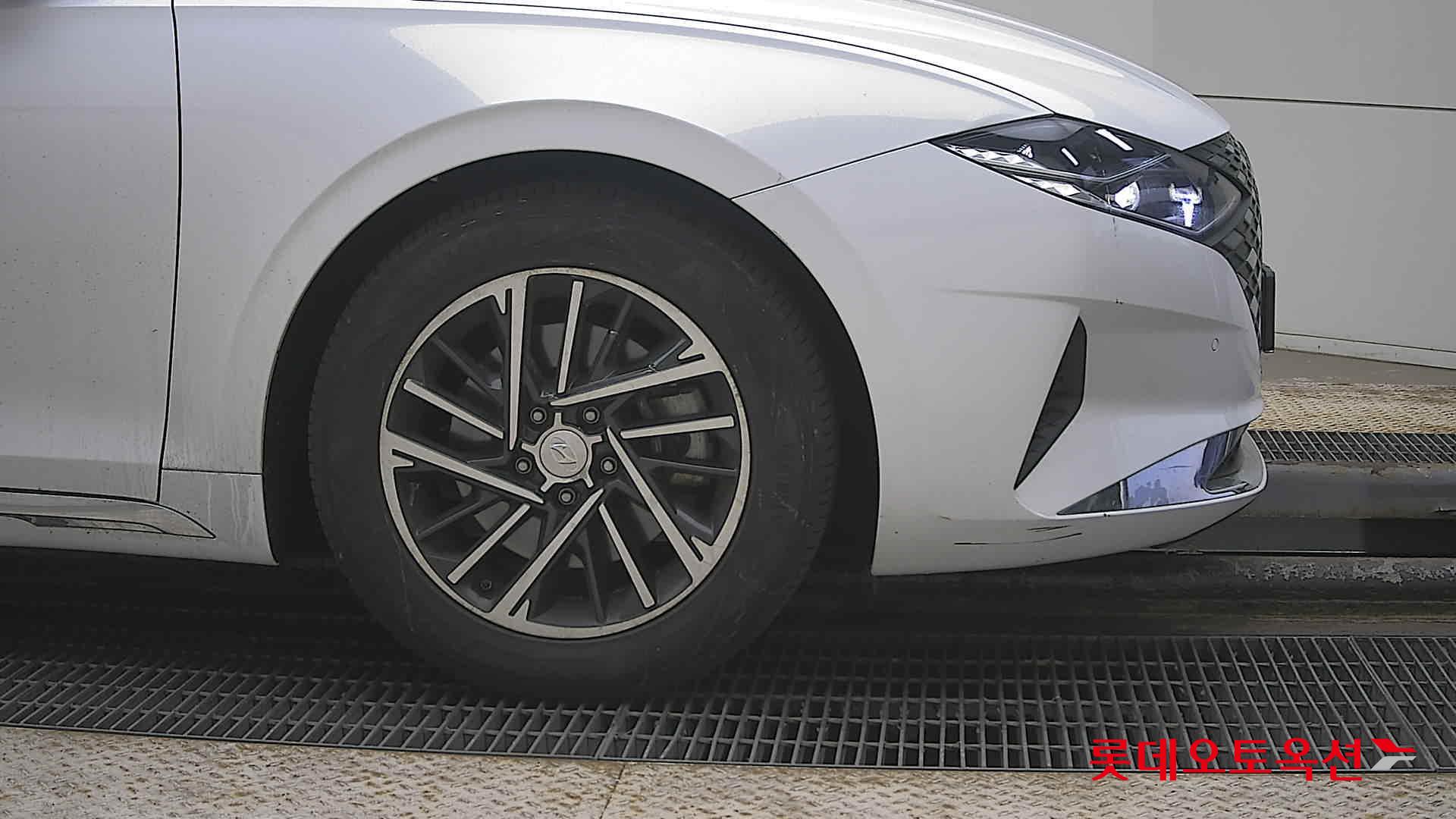 هيونداي أزيرا