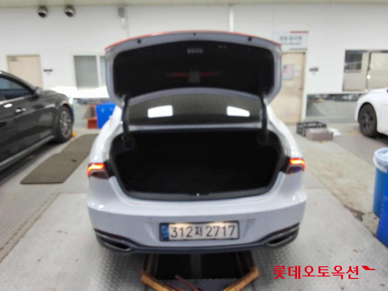 هيونداي أزيرا