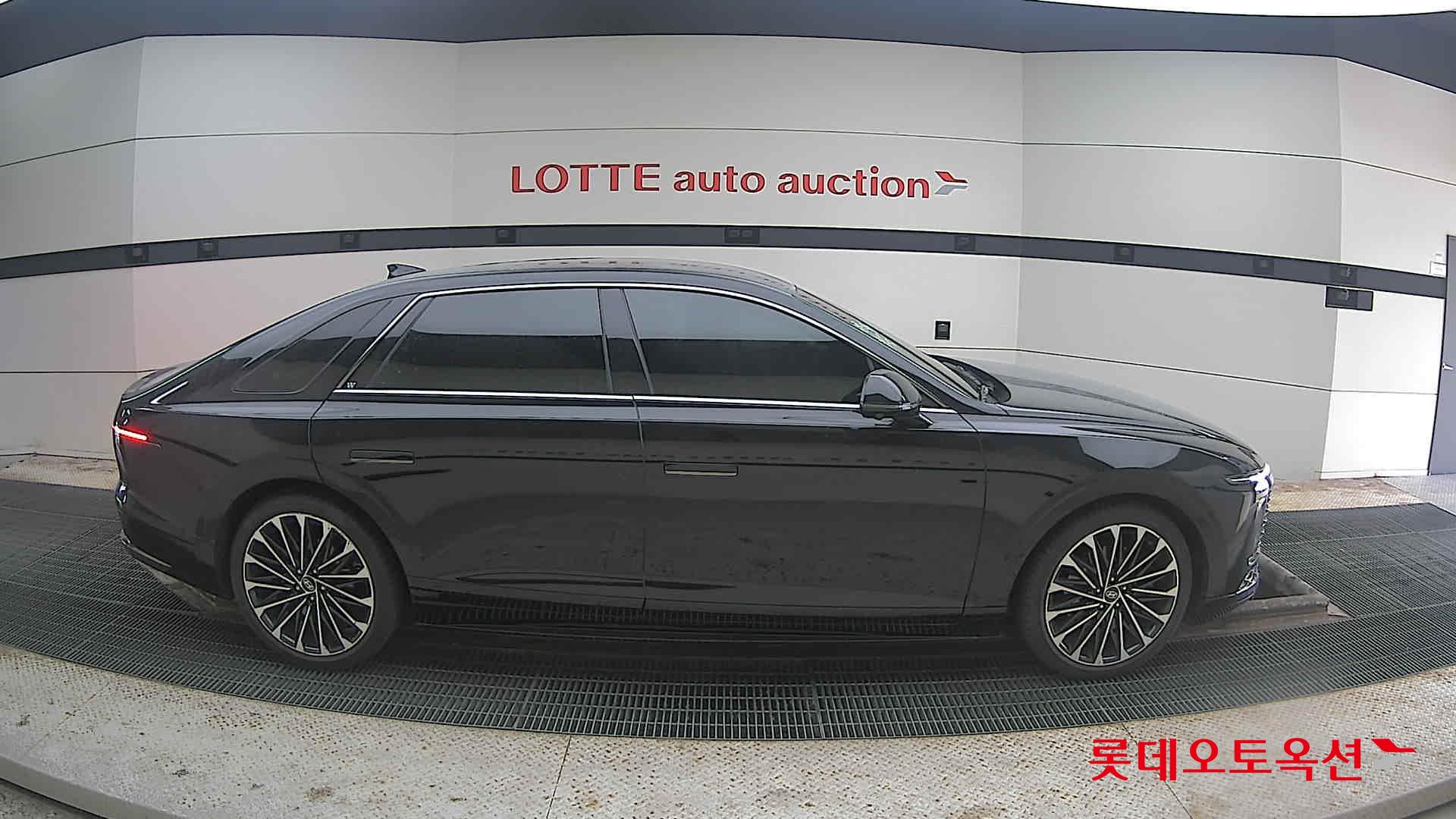 هيونداي أزيرا