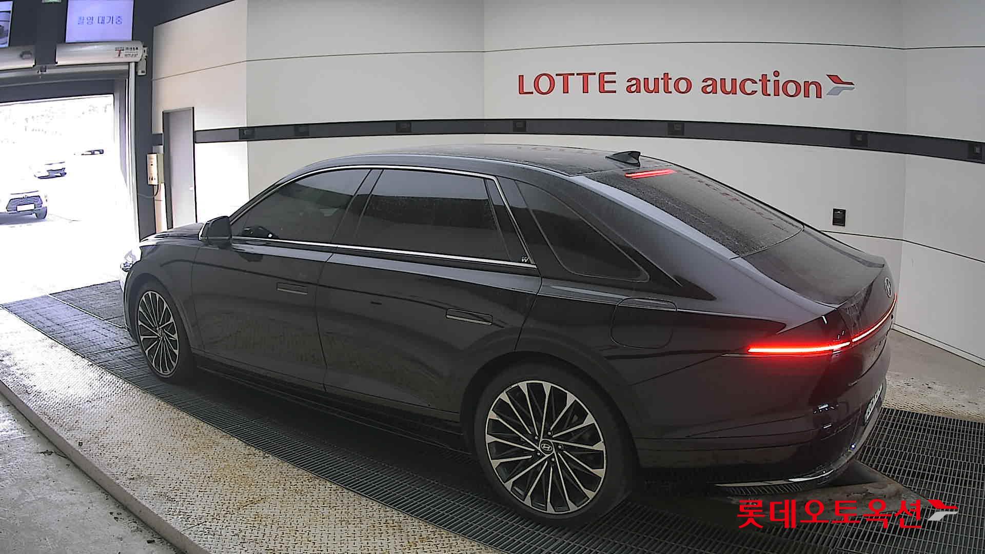 هيونداي أزيرا