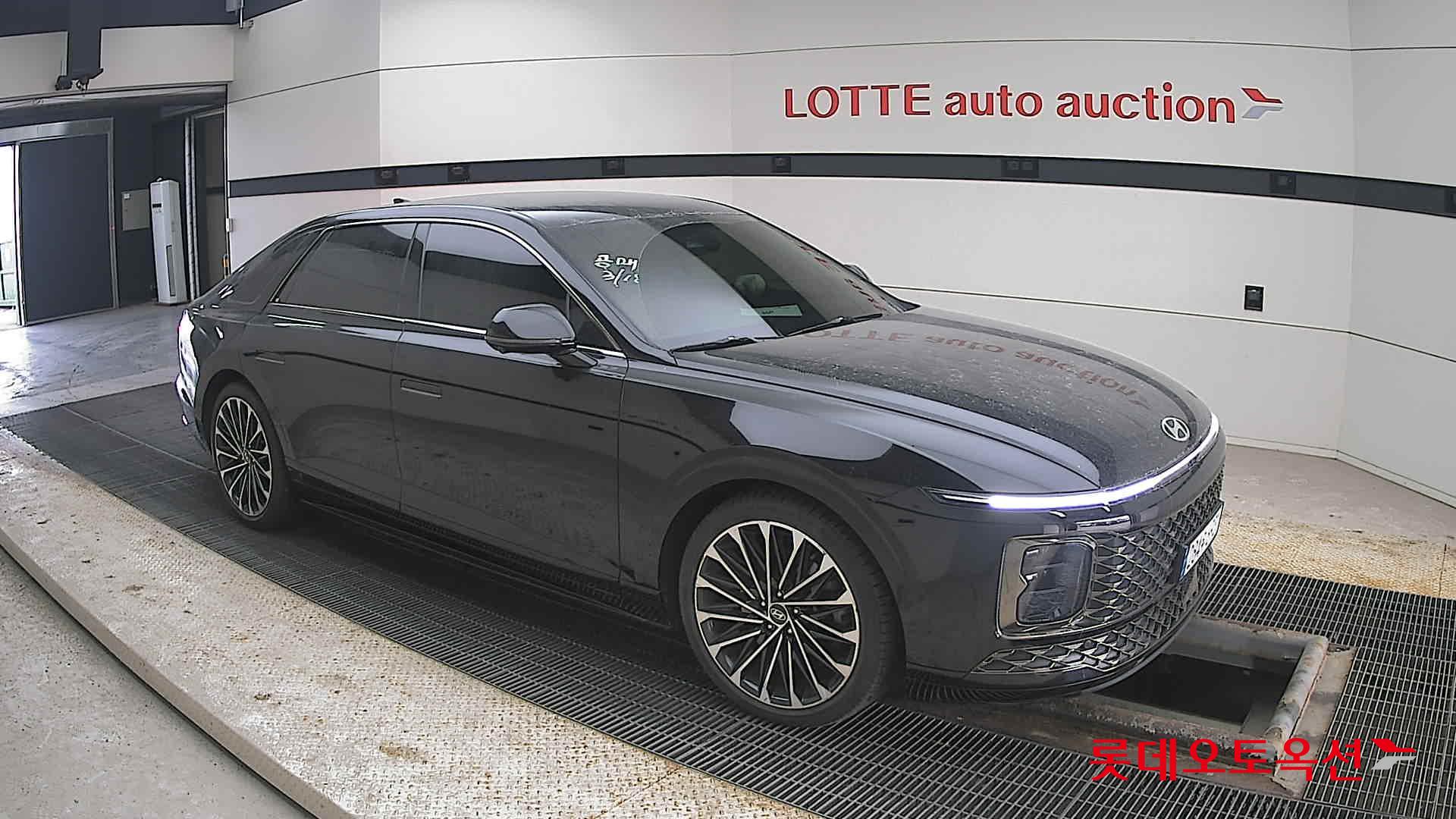 هيونداي أزيرا