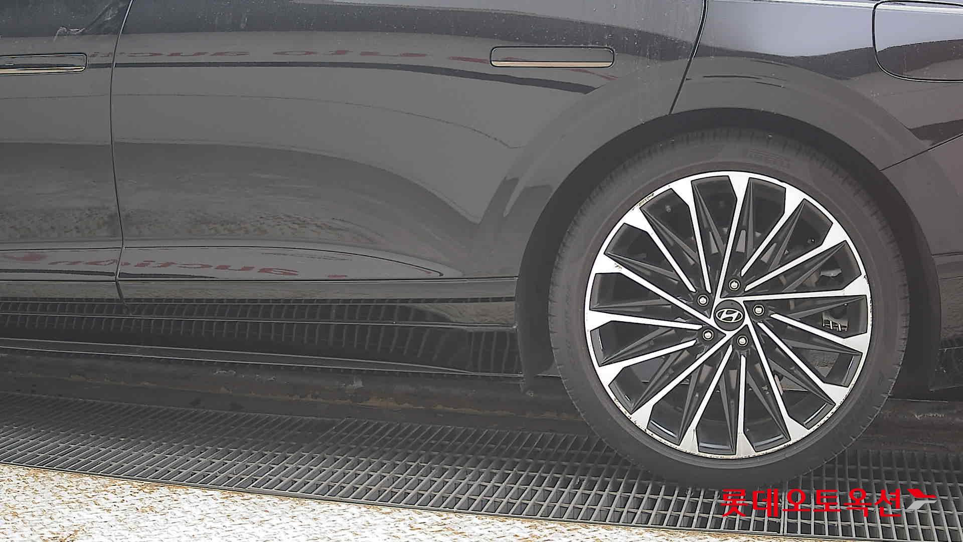 هيونداي أزيرا