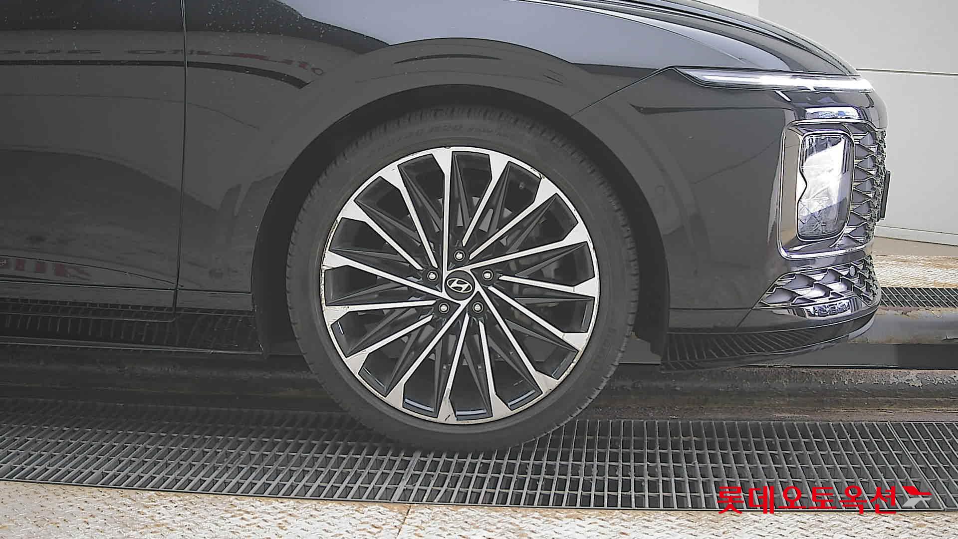 هيونداي أزيرا