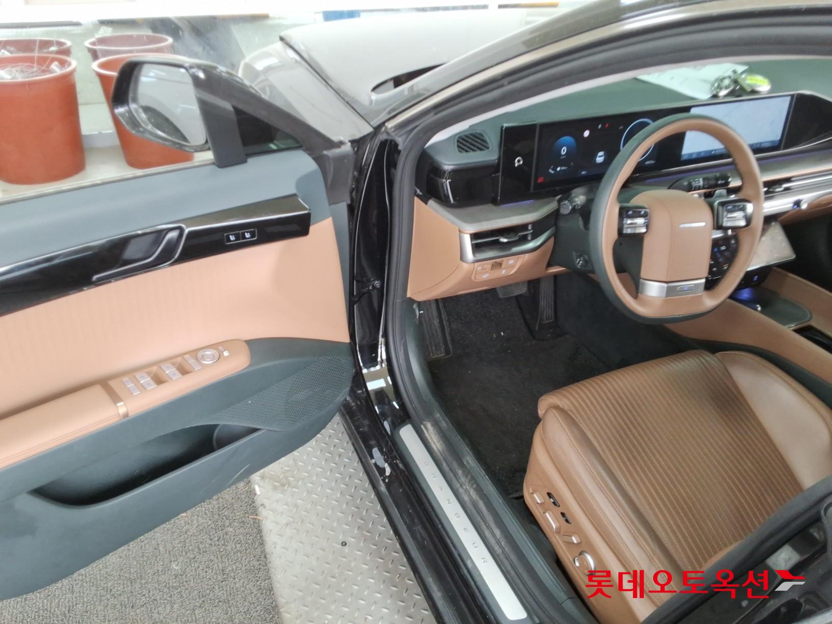 هيونداي أزيرا