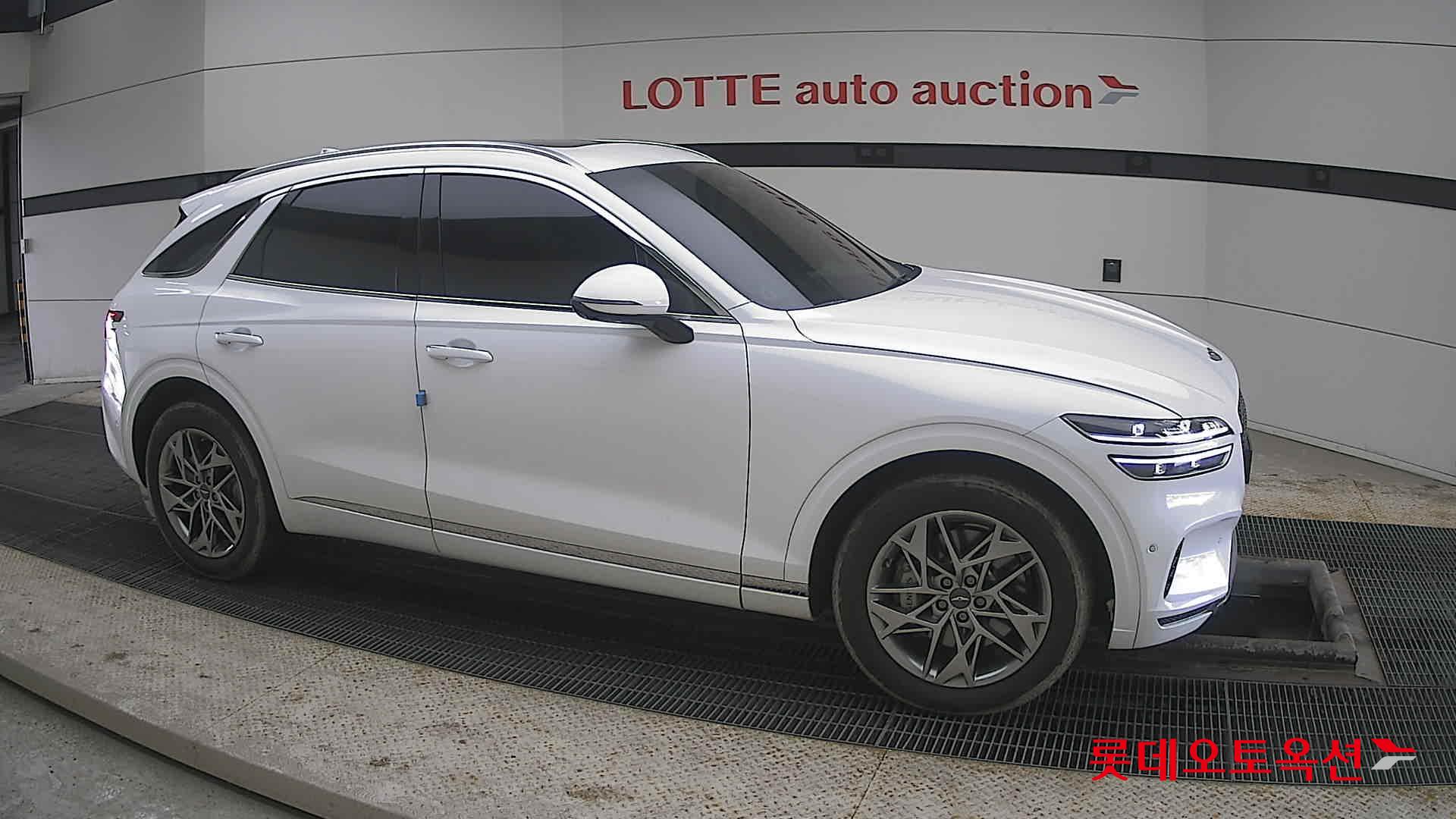 جينسس جي في 70