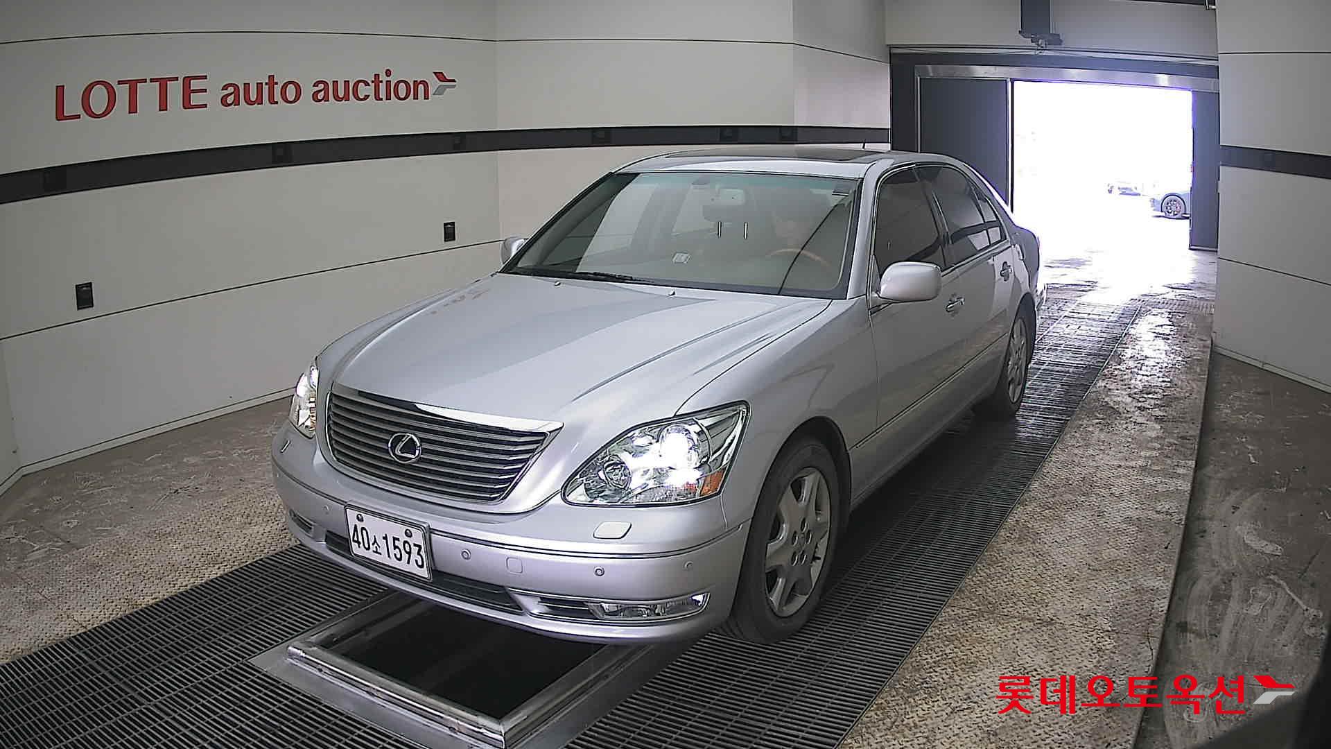 LEXUS LS - 10