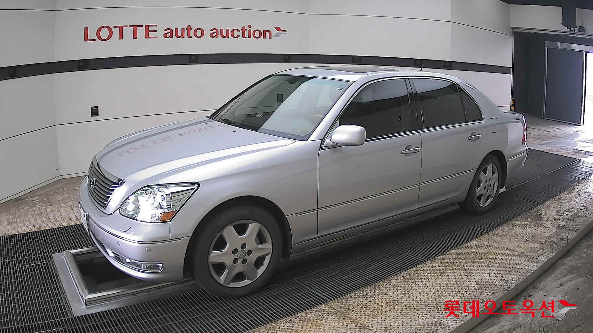 LEXUS LS - 11