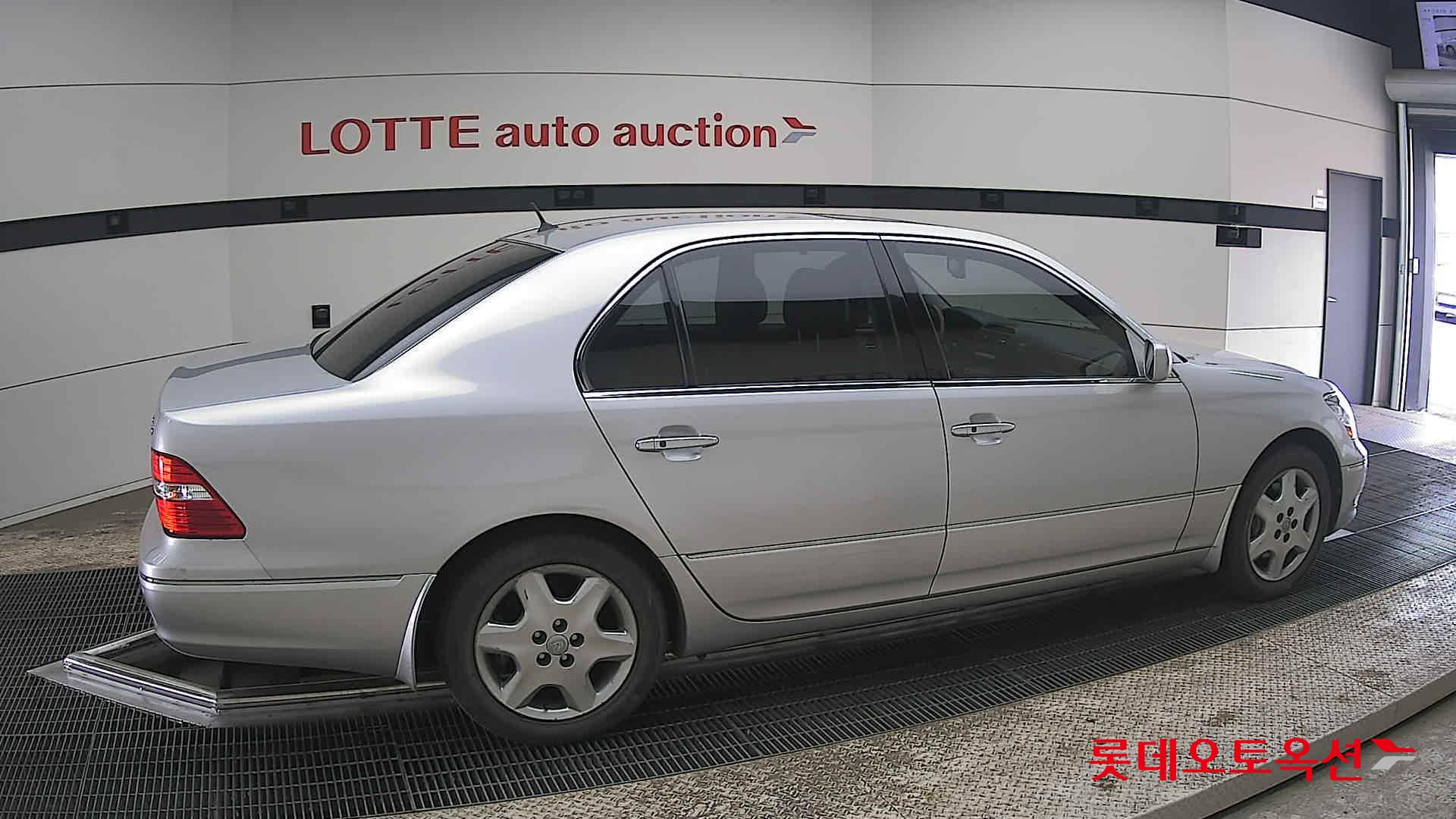 LEXUS LS - 20