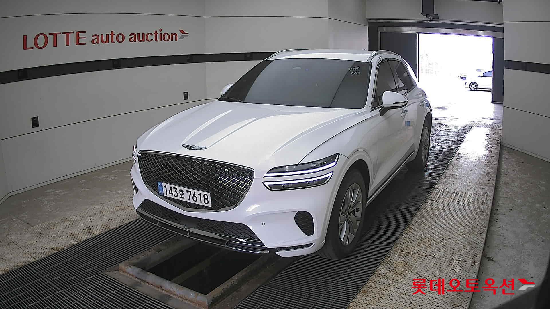 جينسس جي في 70