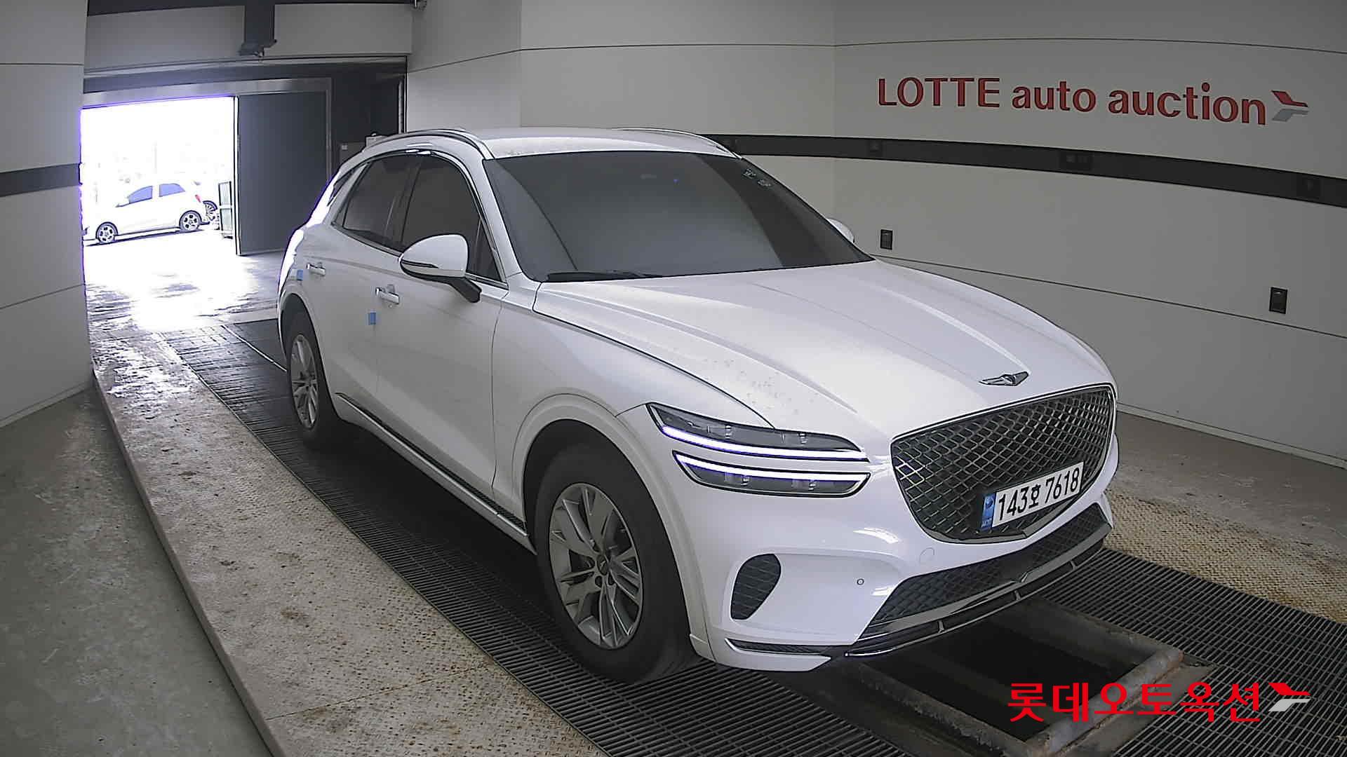 جينسس جي في 70