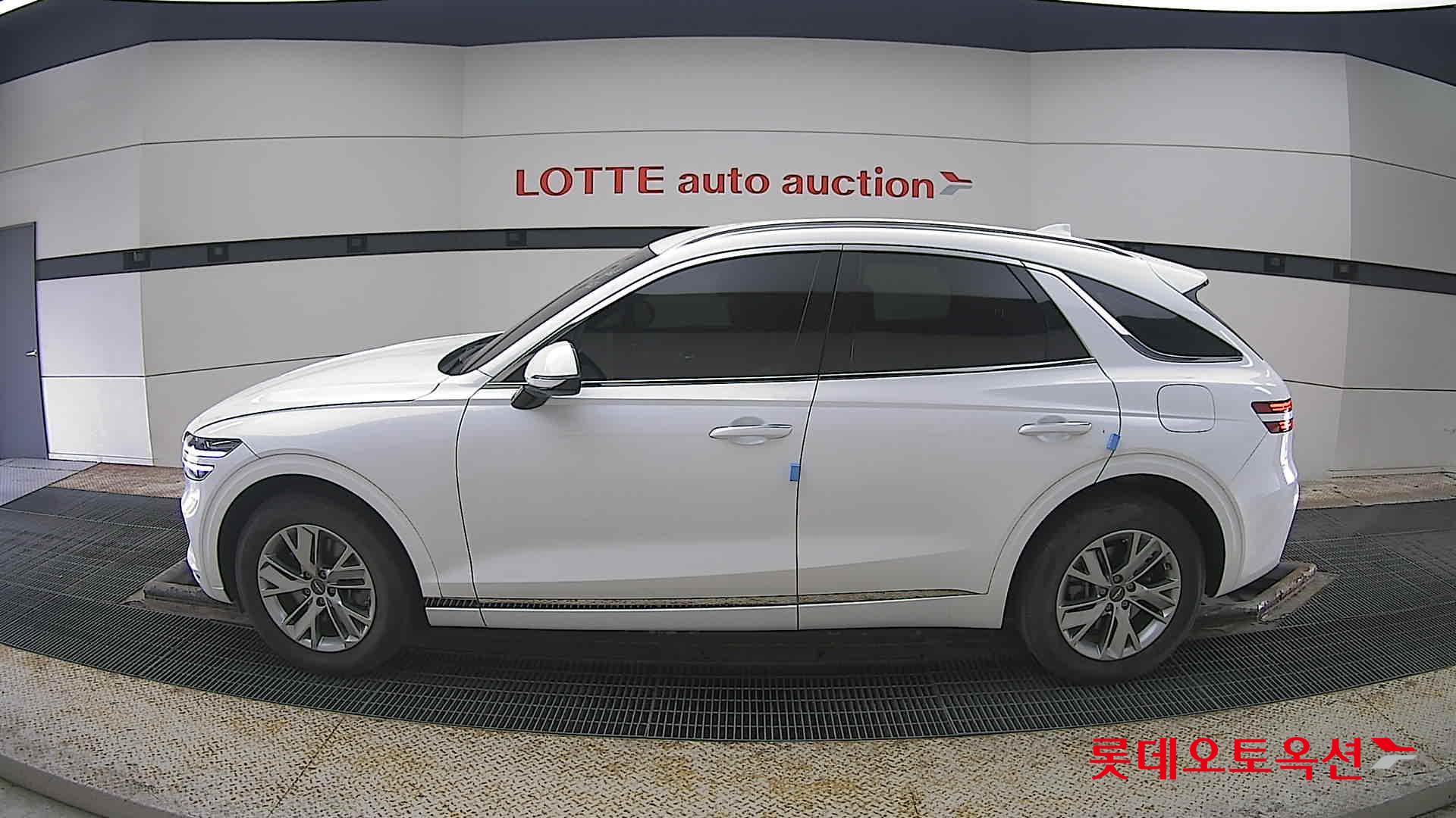 جينسس جي في 70