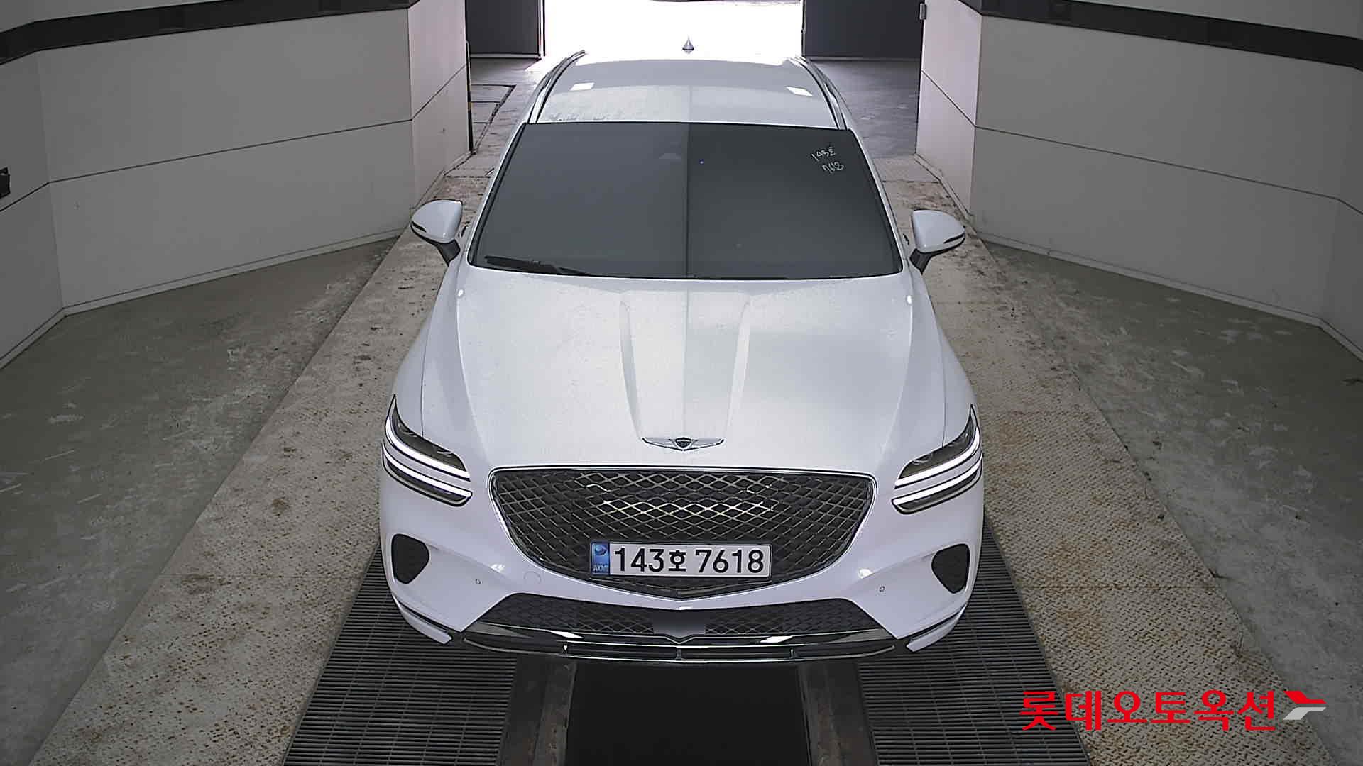 جينسس جي في 70