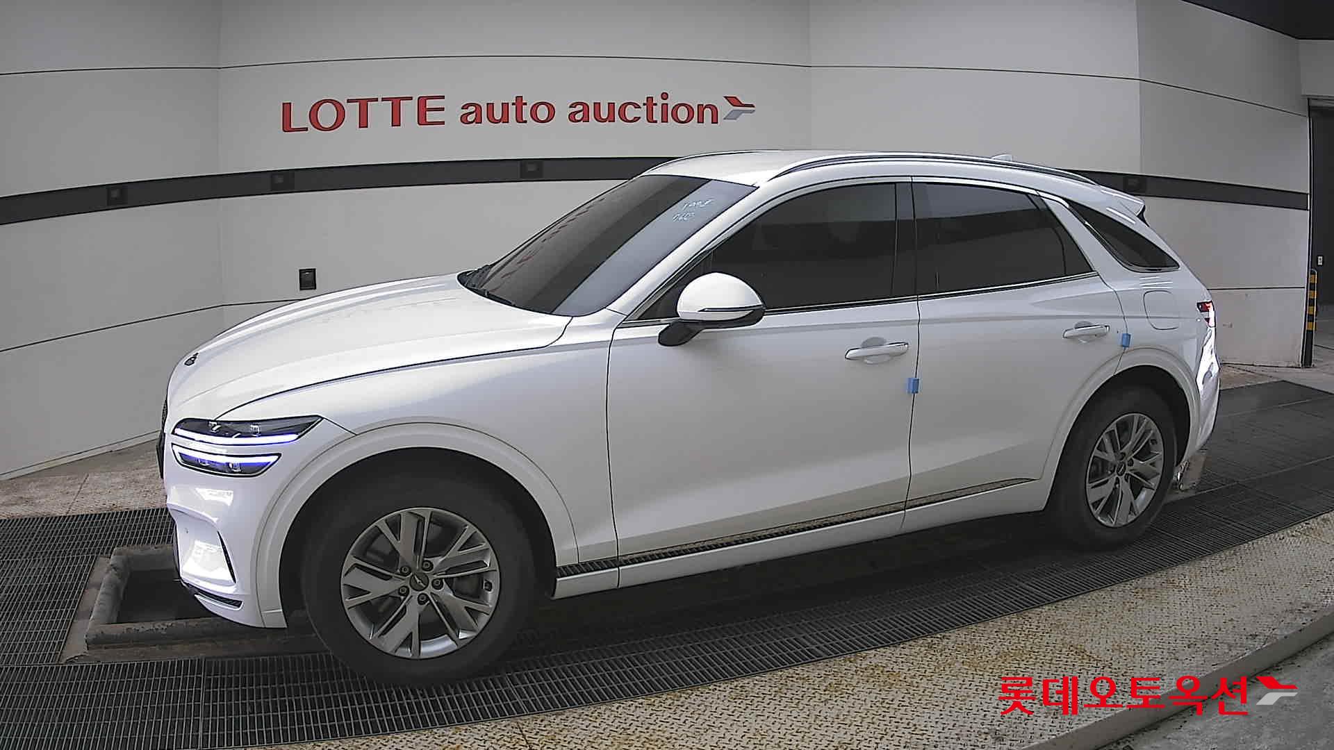 جينسس جي في 70