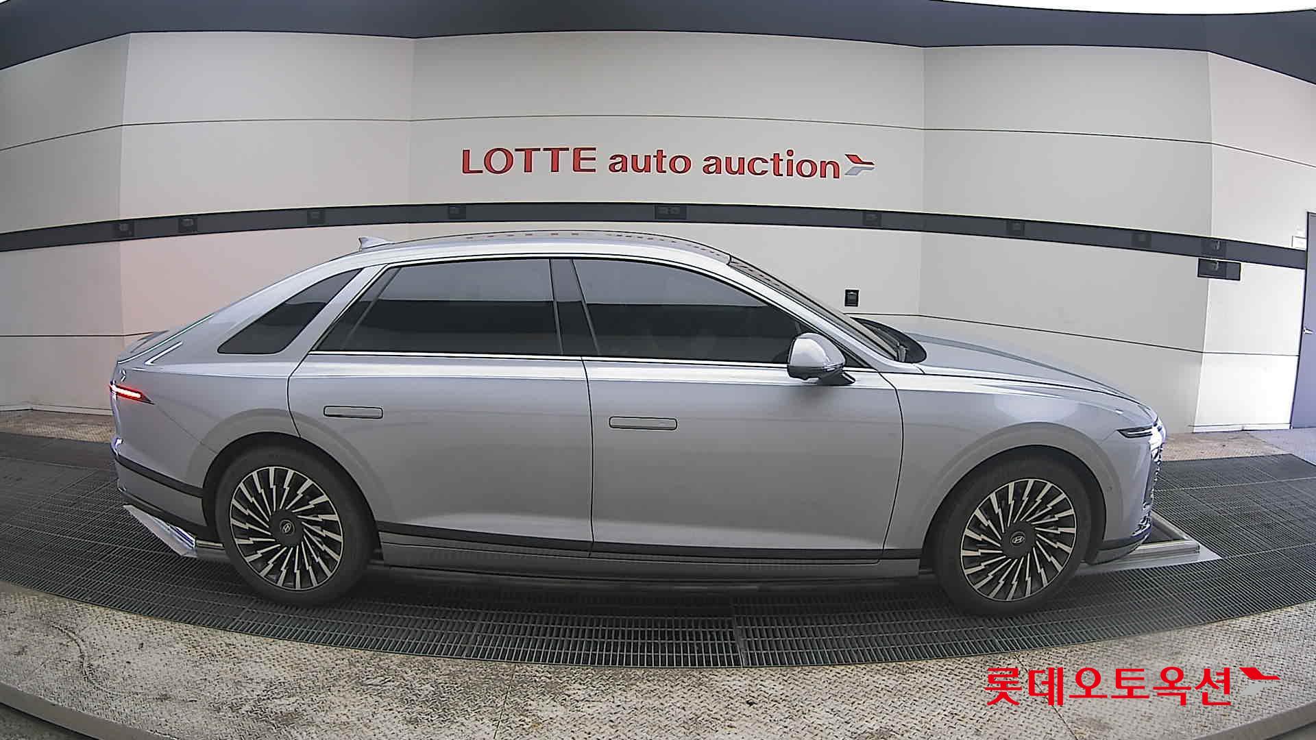 هيونداي أزيرا