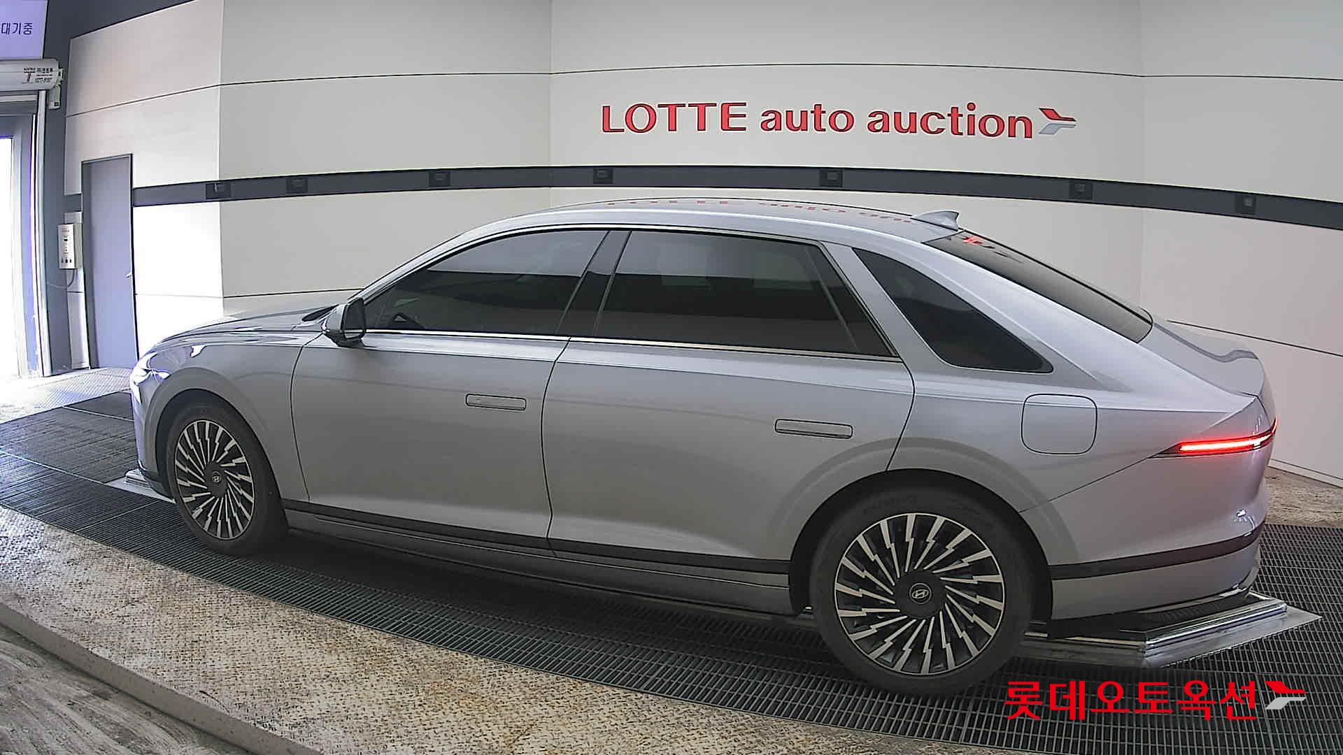 هيونداي أزيرا