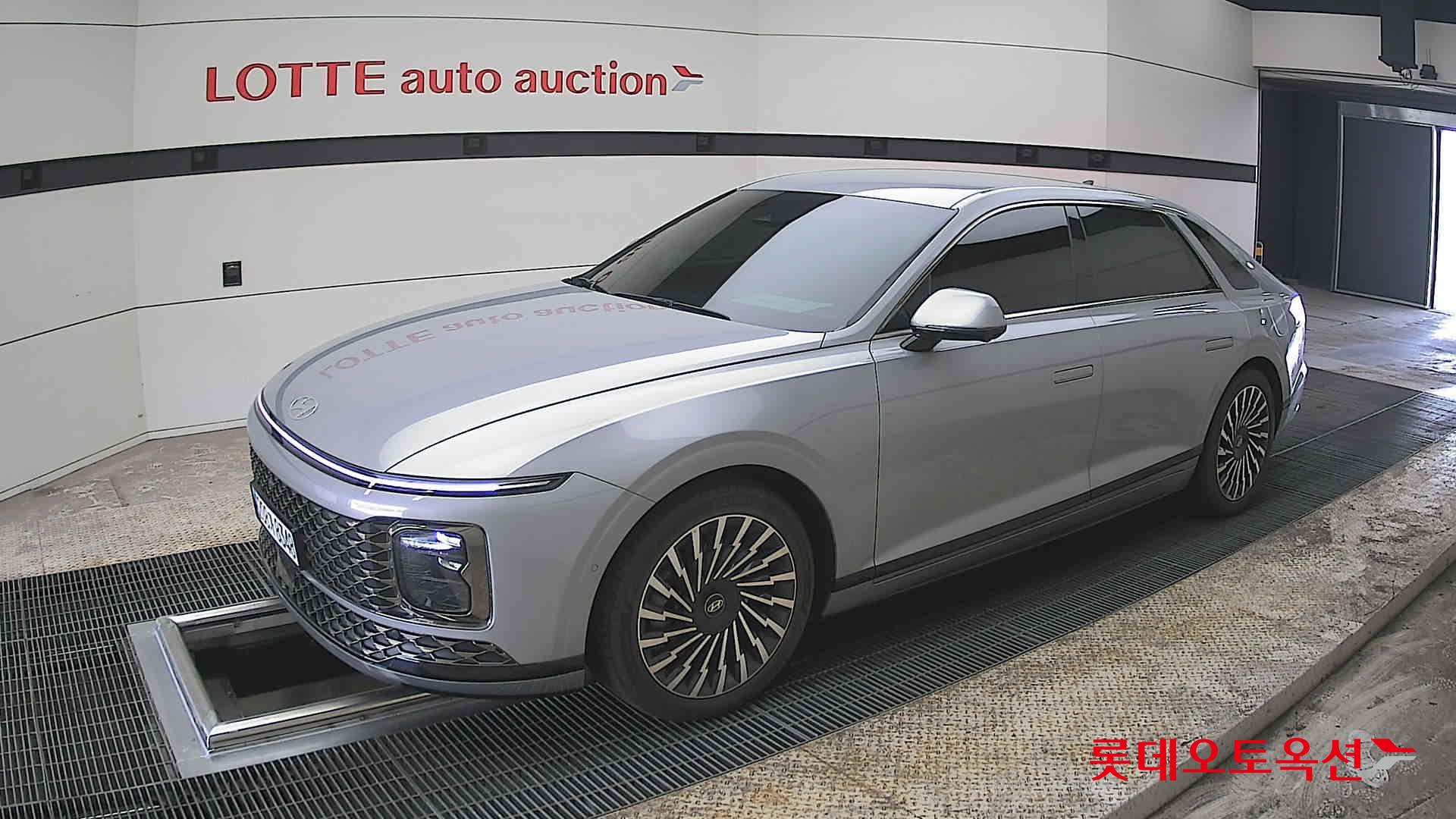 هيونداي أزيرا