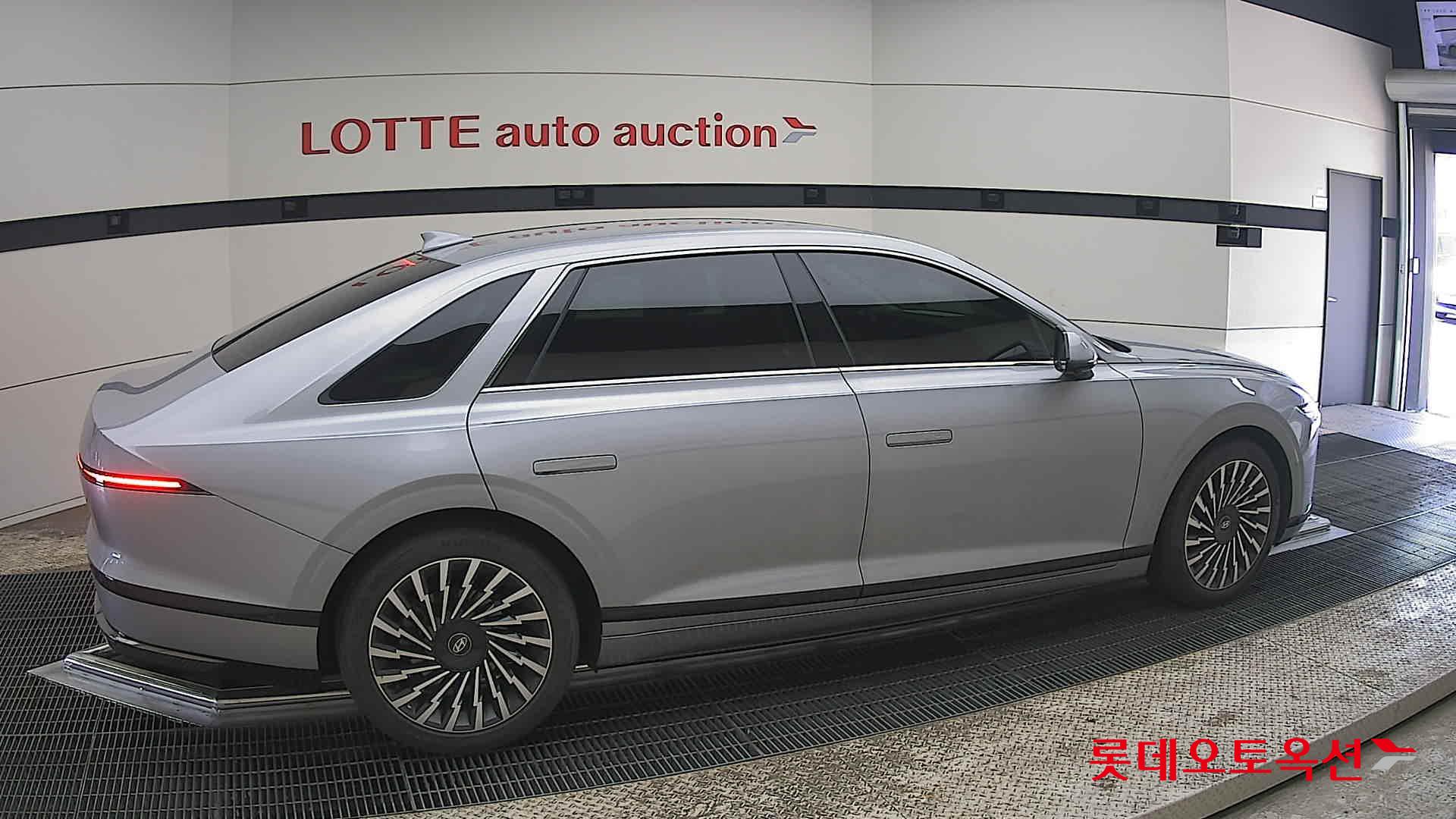 هيونداي أزيرا