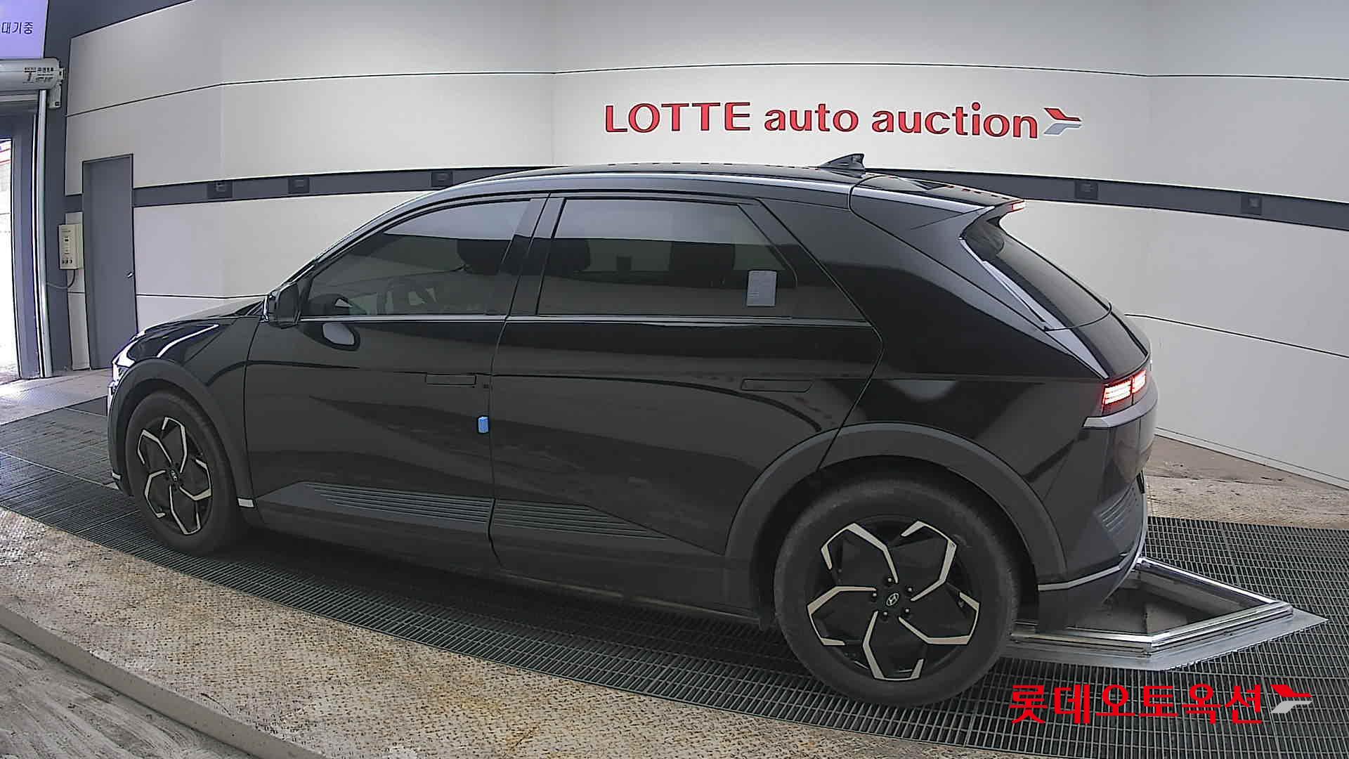 هيونداي أيونيك