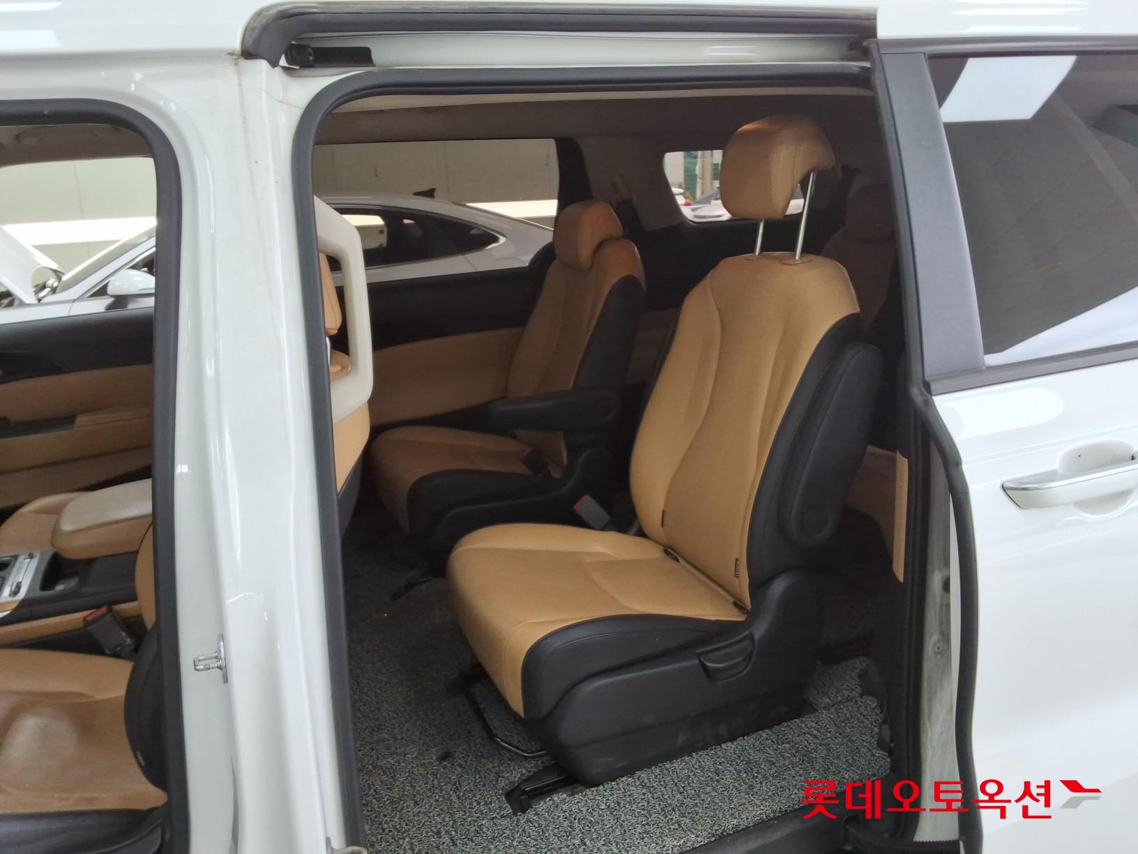 كيا كارنفال