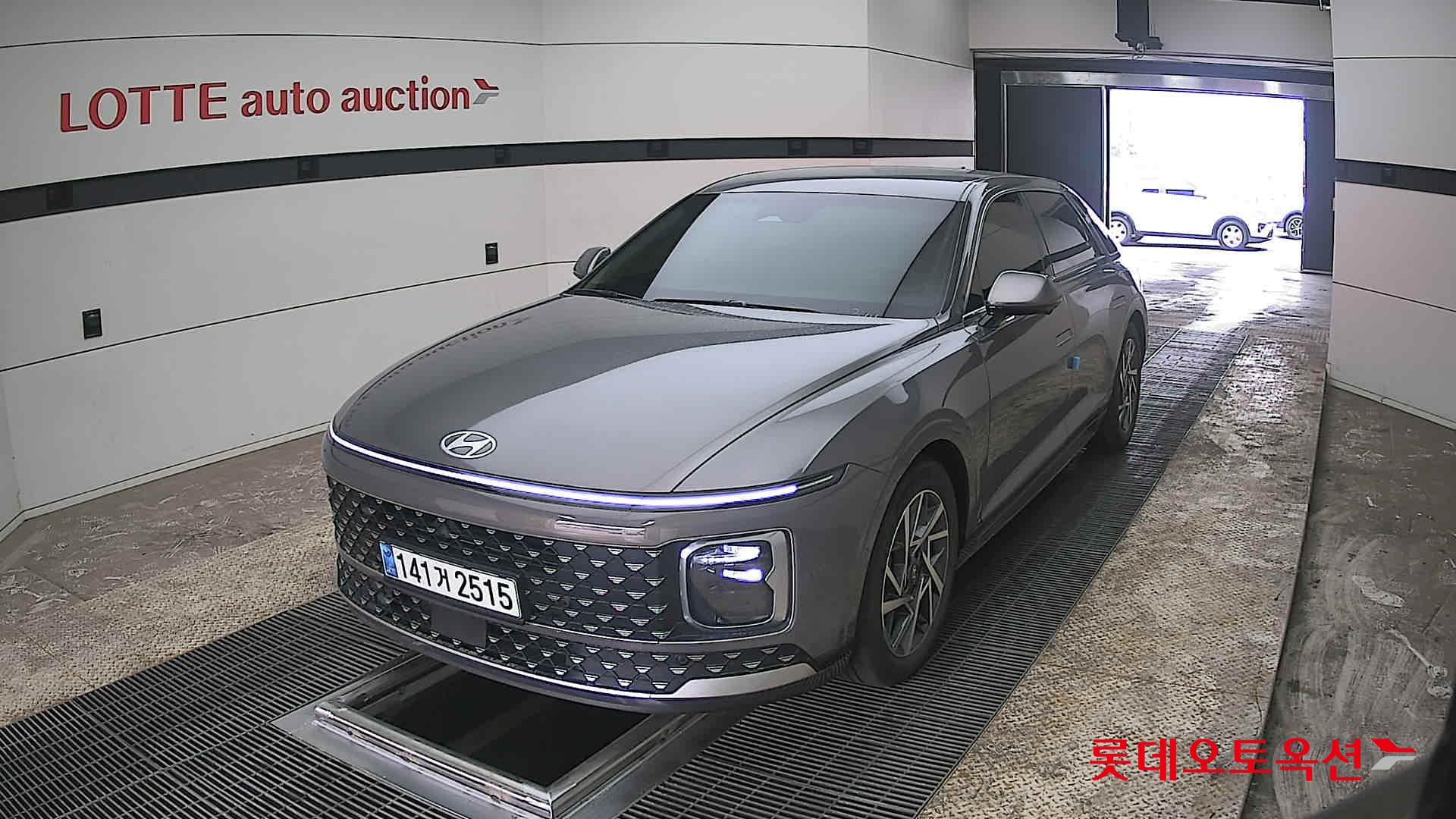 هيونداي أزيرا