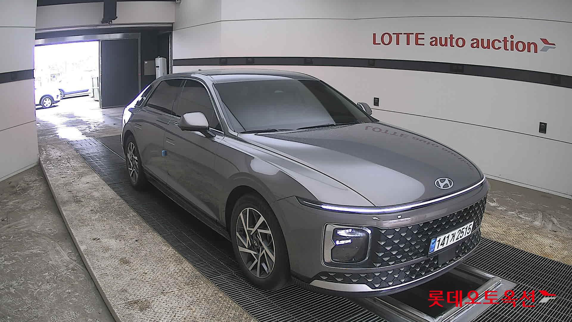 هيونداي أزيرا