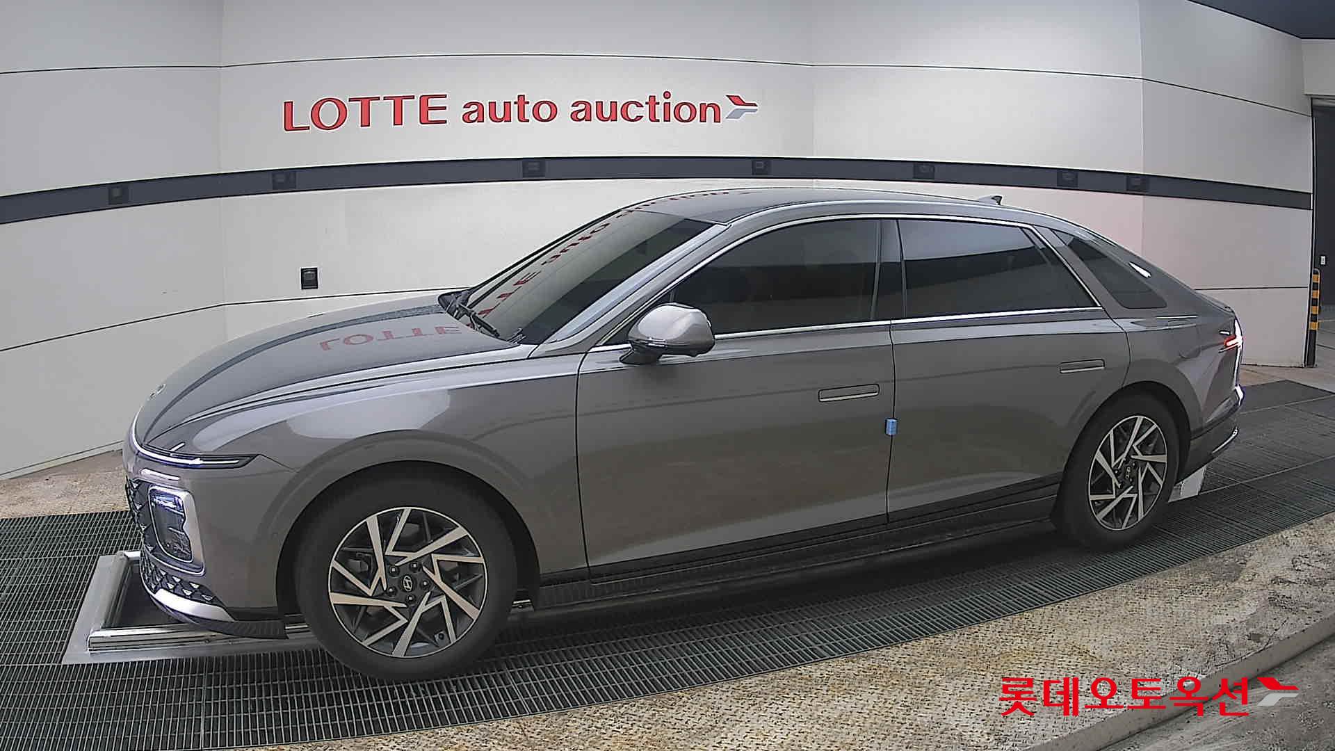 هيونداي أزيرا