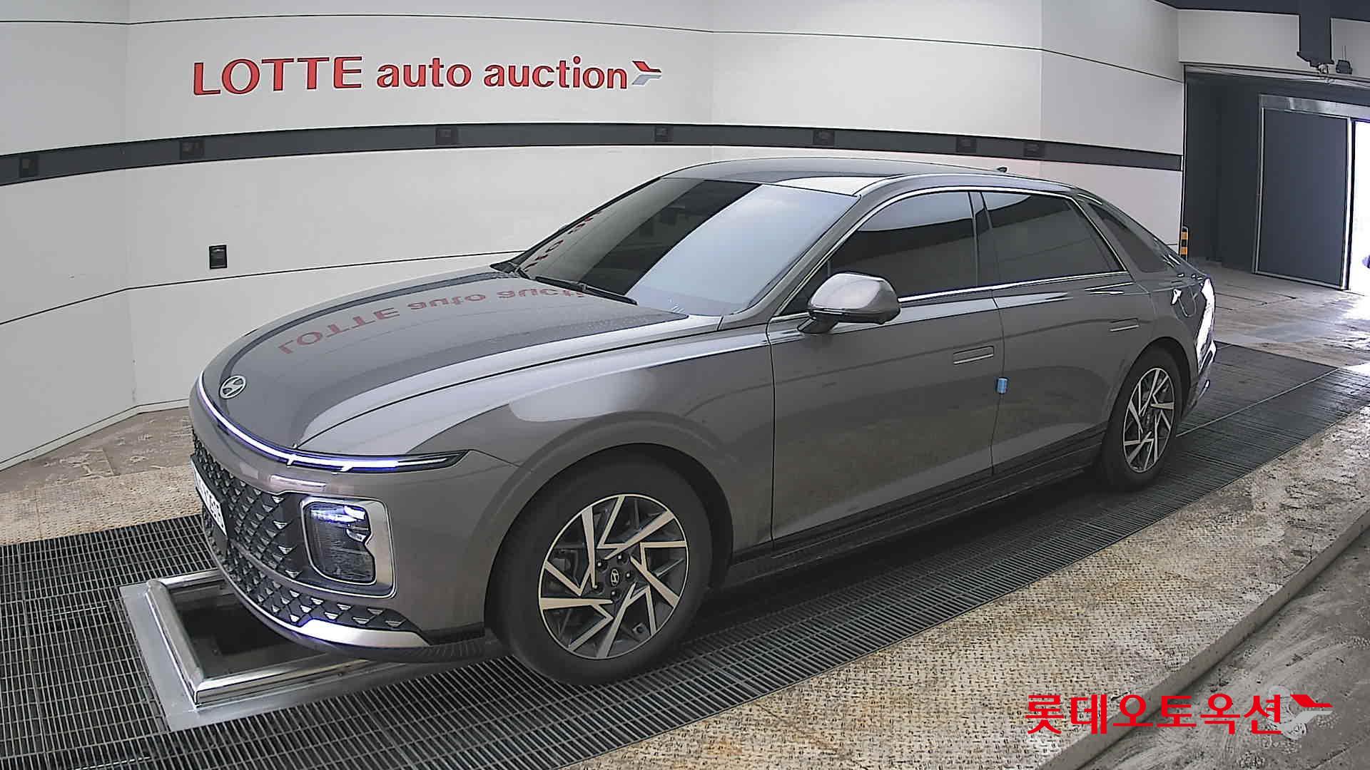 هيونداي أزيرا