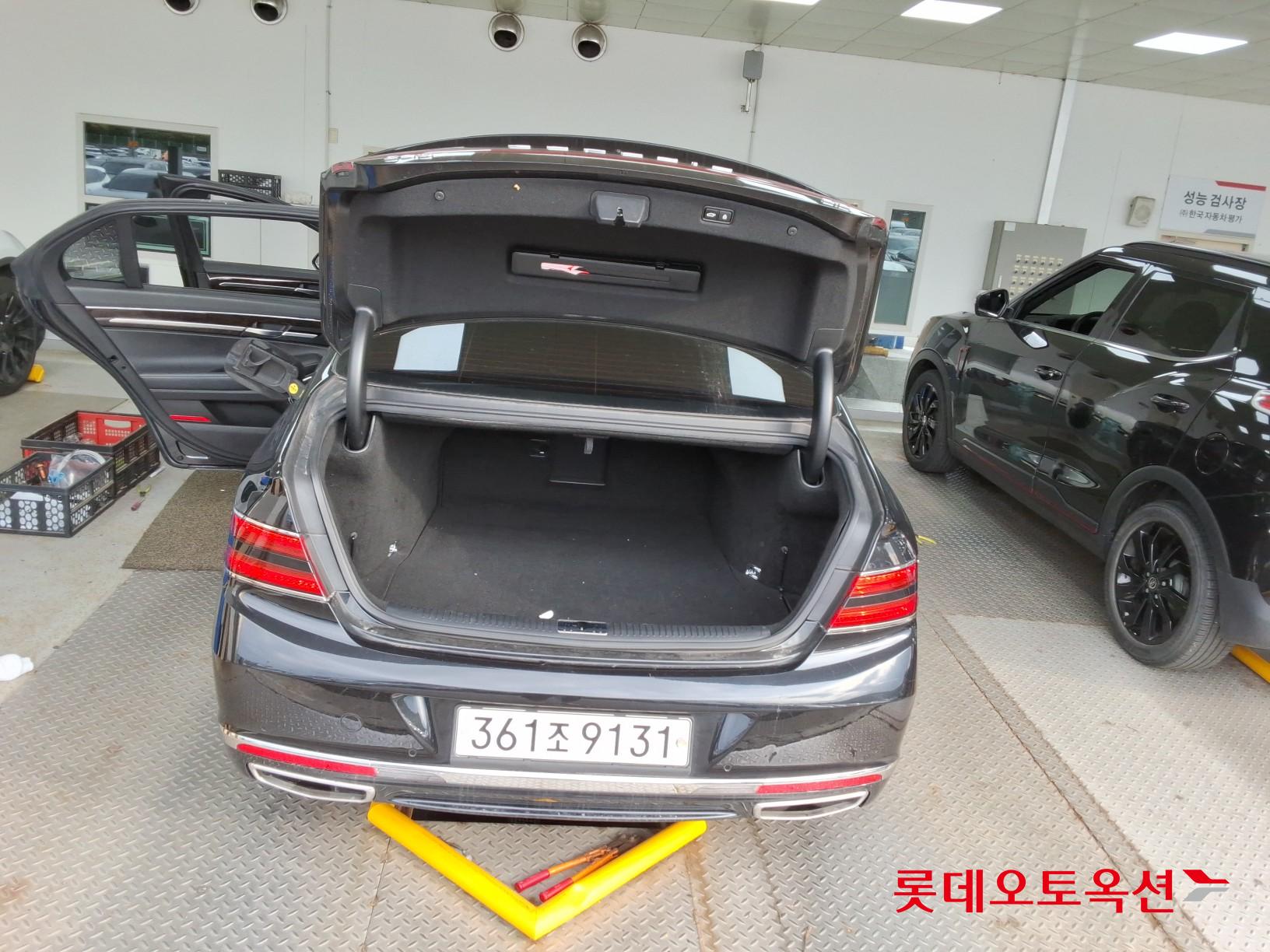 제네시스 G90 - 9