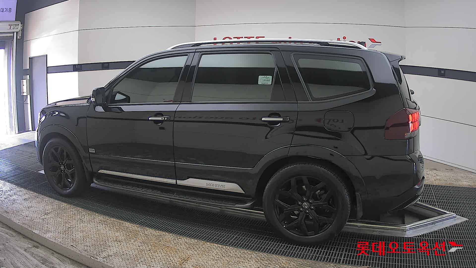 Kia Mohave - 14