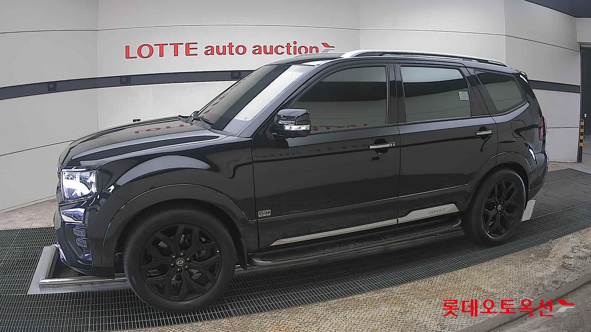 Kia Mohave - 12