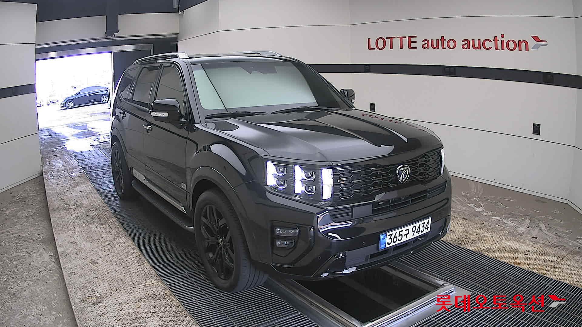 Kia Mohave - 24