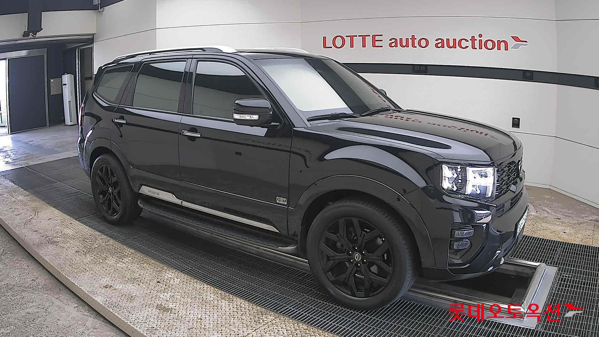 Kia Mohave - 23