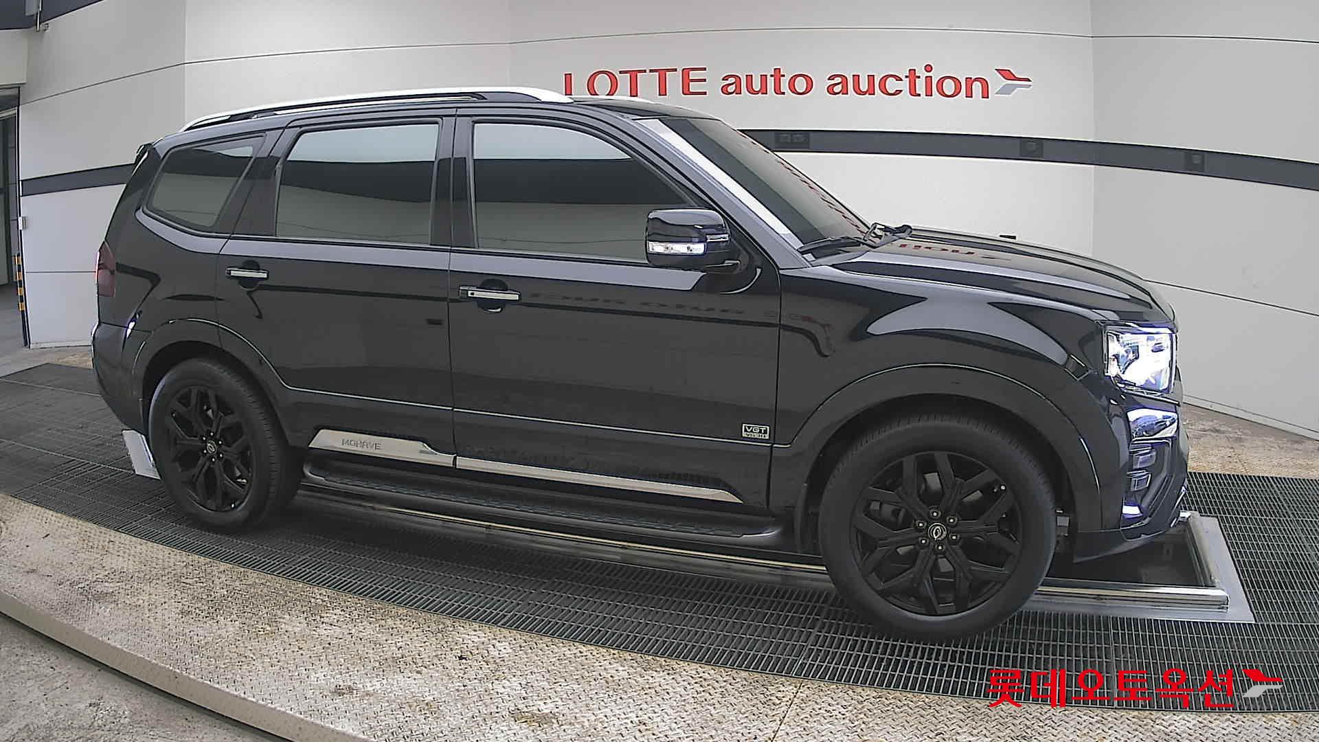Kia Mohave - 22