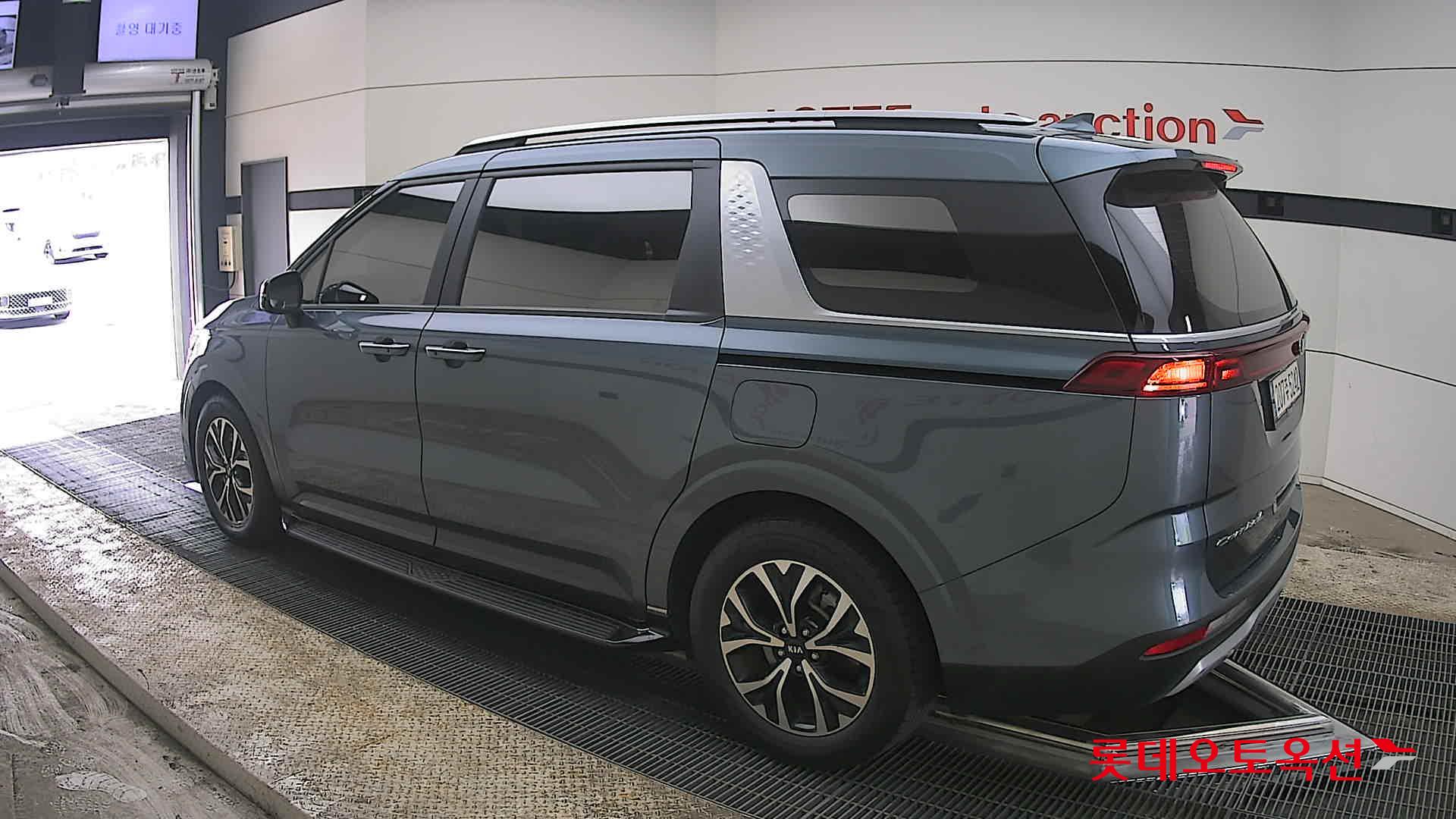 كيا كارنفال