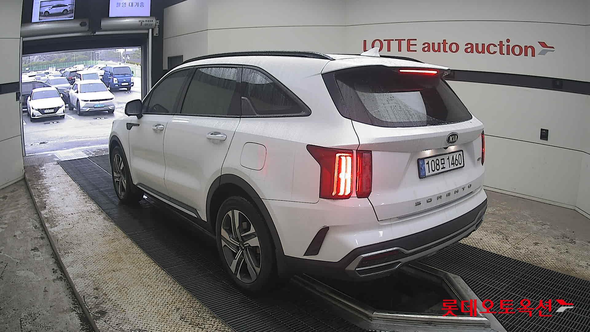 Kia Sorento - 4