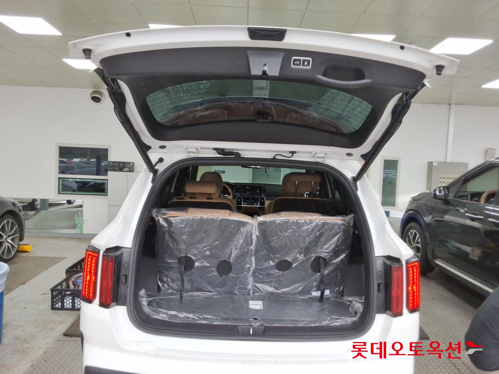 Kia Sorento - 9